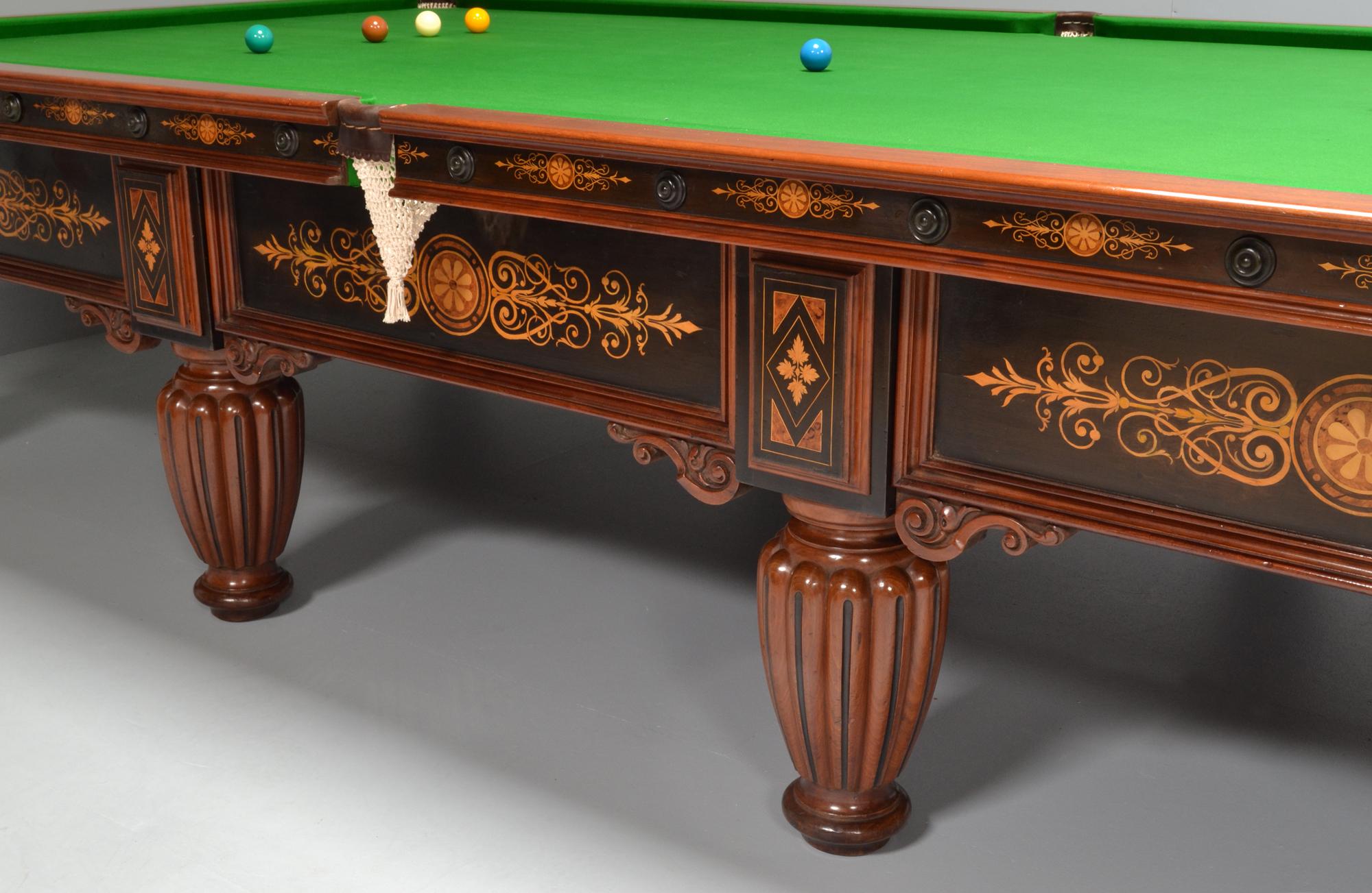 Apogée victorien Table de billard incrustée de marqueterie FREE SHIPPING UK and EU en vente