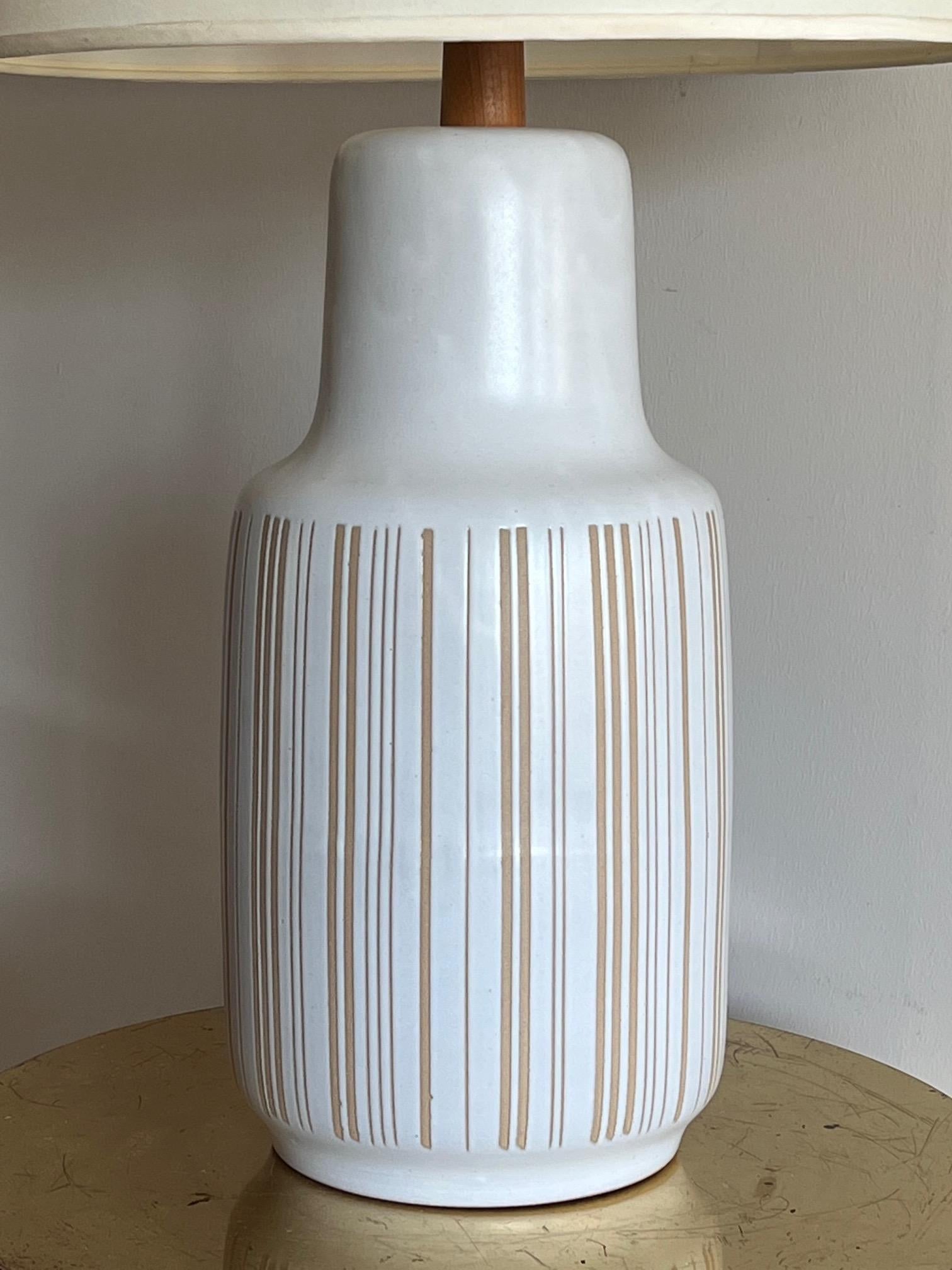 Martz Lamp with Vertical Decoration, ca' 1960's For Sale 4