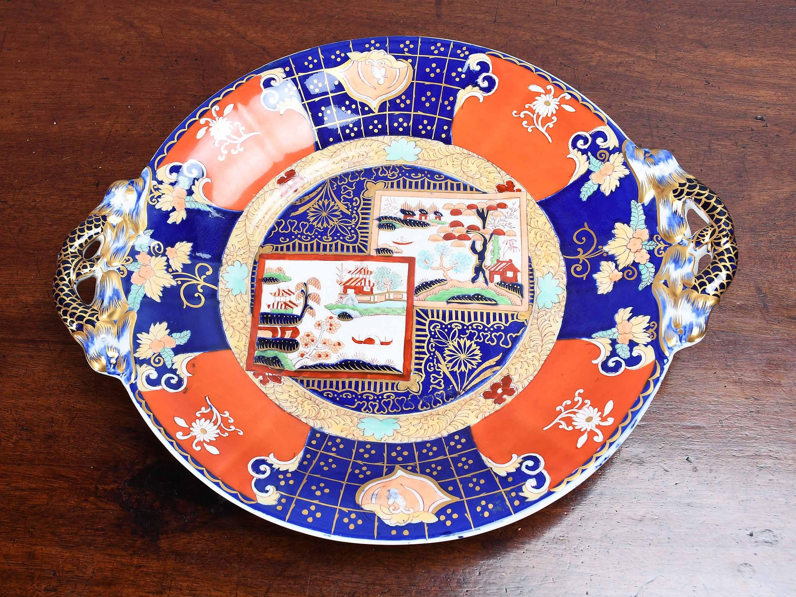 Mason's Ironstone-Suppenterrine mit Deckel, Ständer und Schöpfkelle (Eisenstein) im Angebot