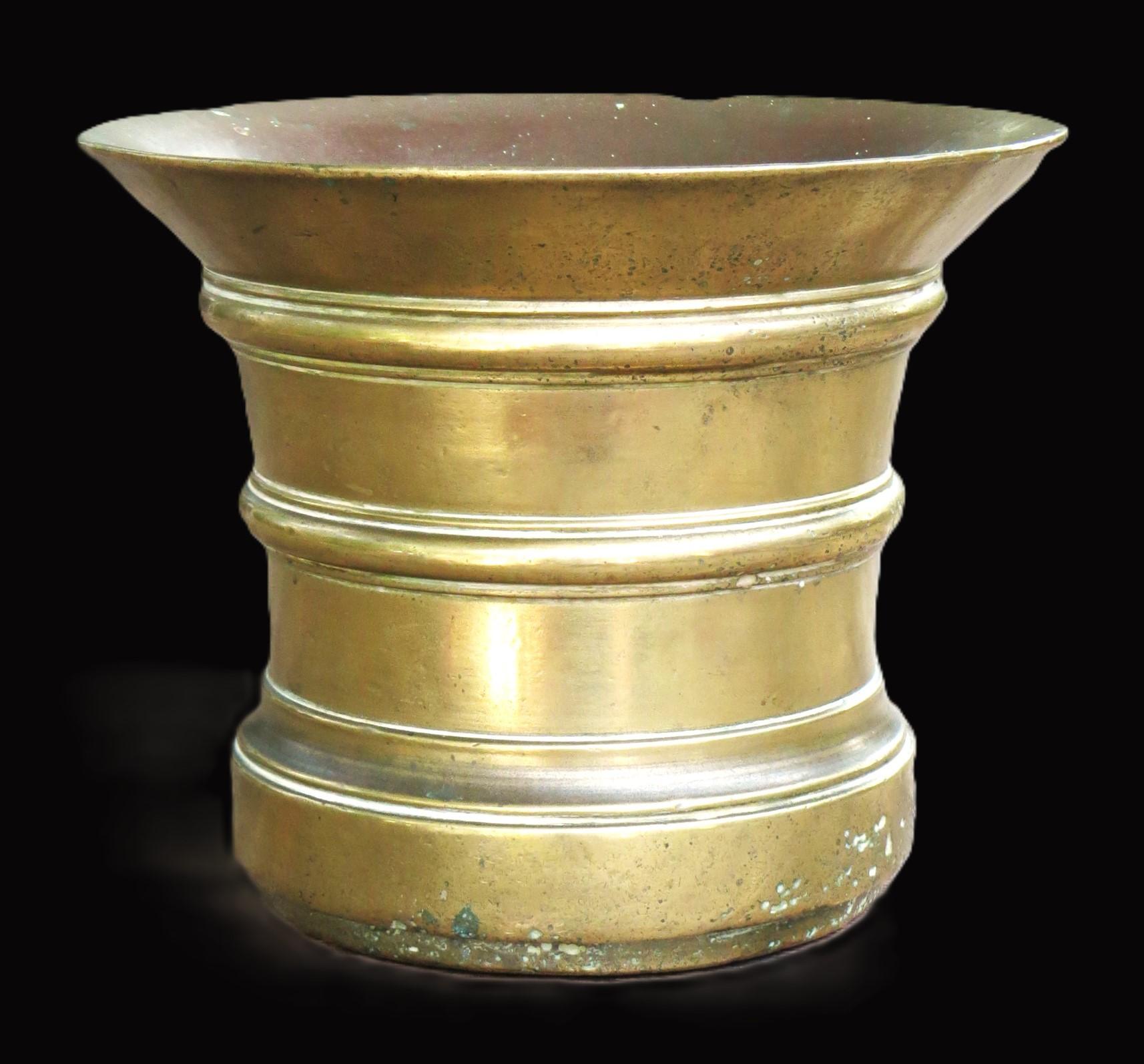 Massiver Bronze-Mörser und -Stößel aus dem frühen 18. Jahrhundert, Niederlande CIRCA 1700 (Gegossen) im Angebot