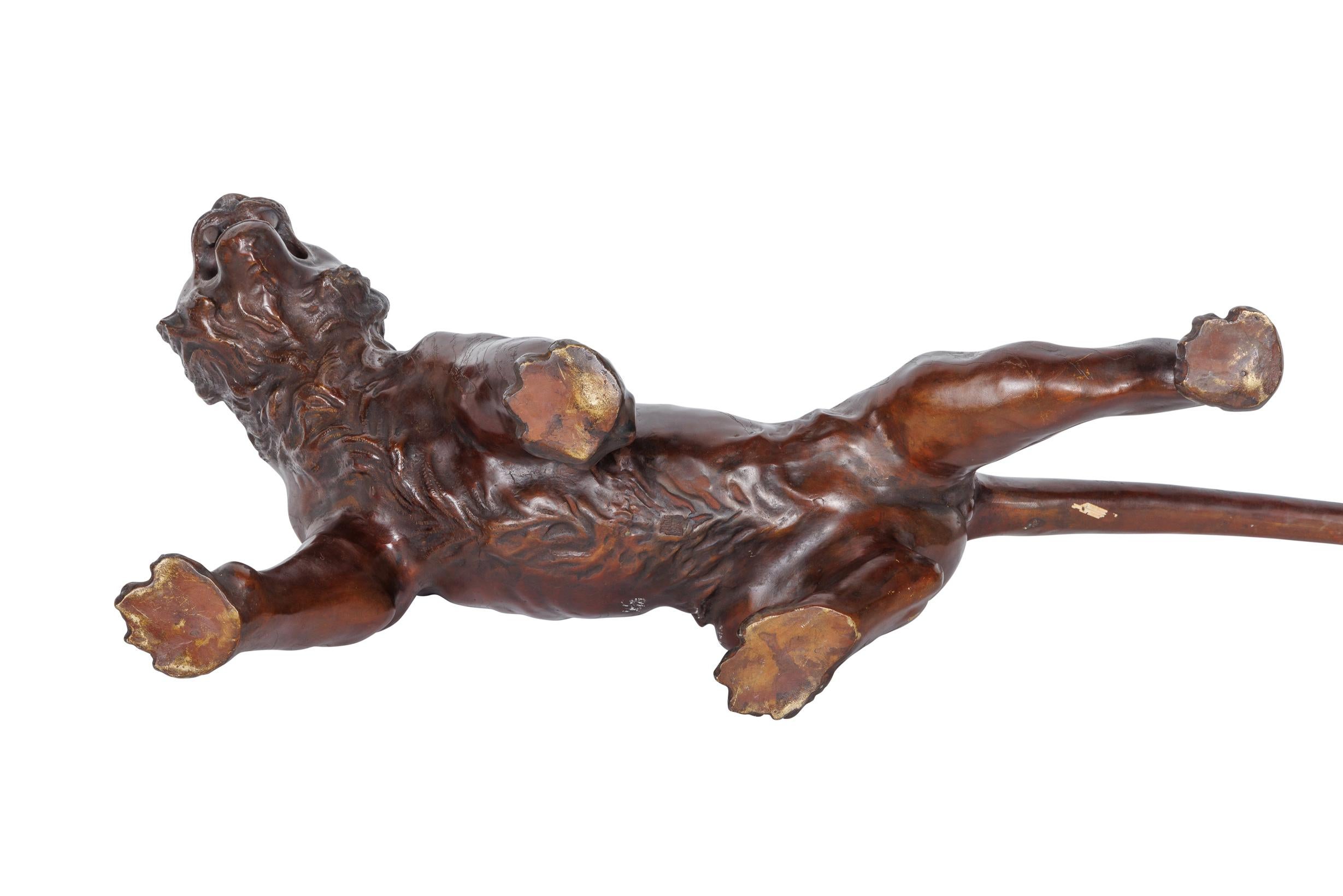Massive japanische patinierte Bronzeskulptur eines Tigers aus der Meiji-Periode 4