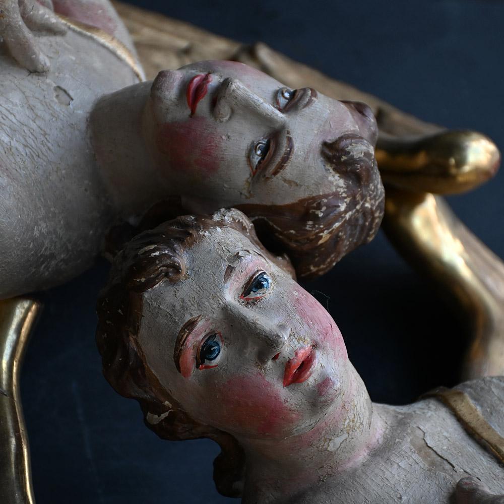 Paire d'autels italiens du 19e siècle, avec des anges amoureux. en vente 7