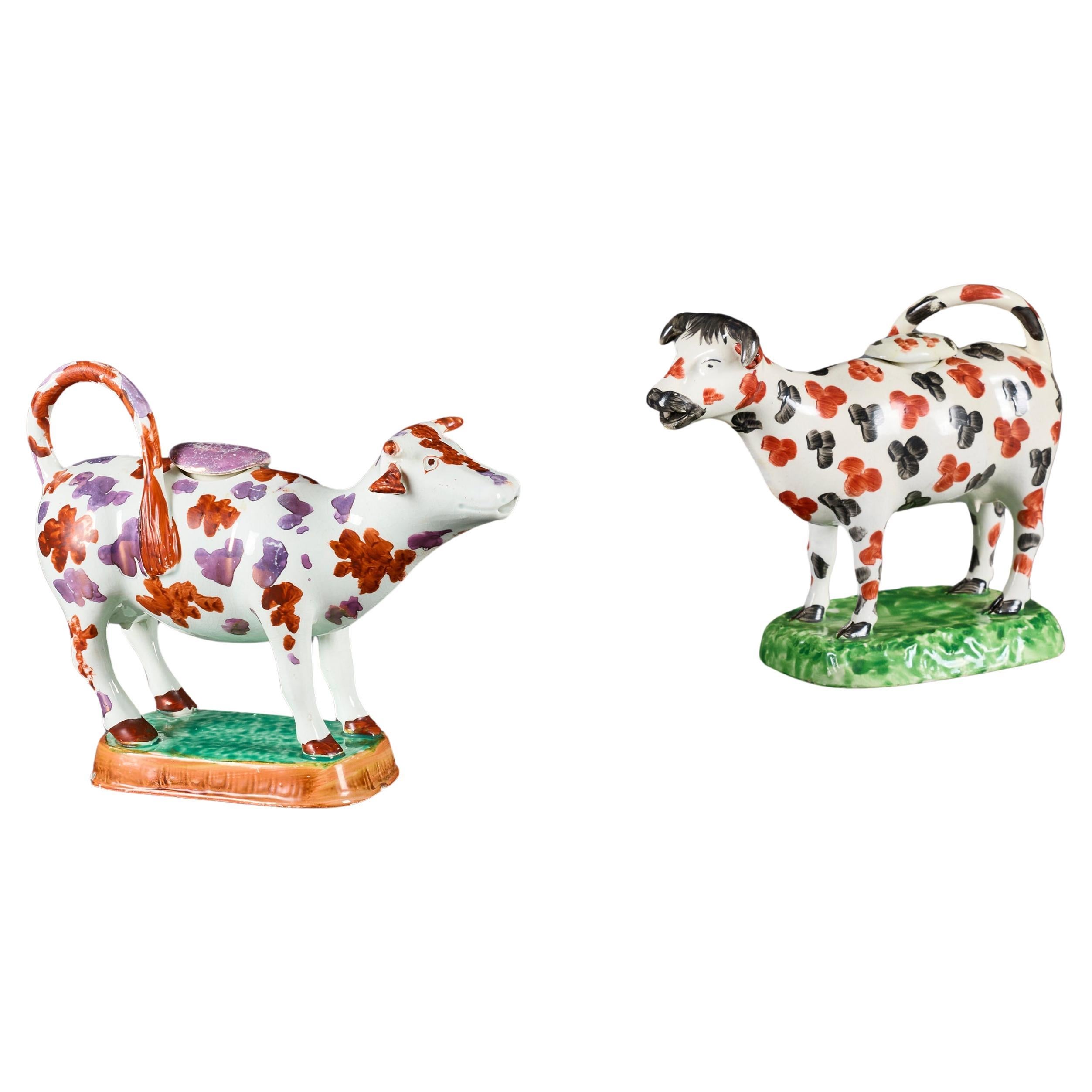 Coppia di lattiere per mucche in ceramica Pearlware