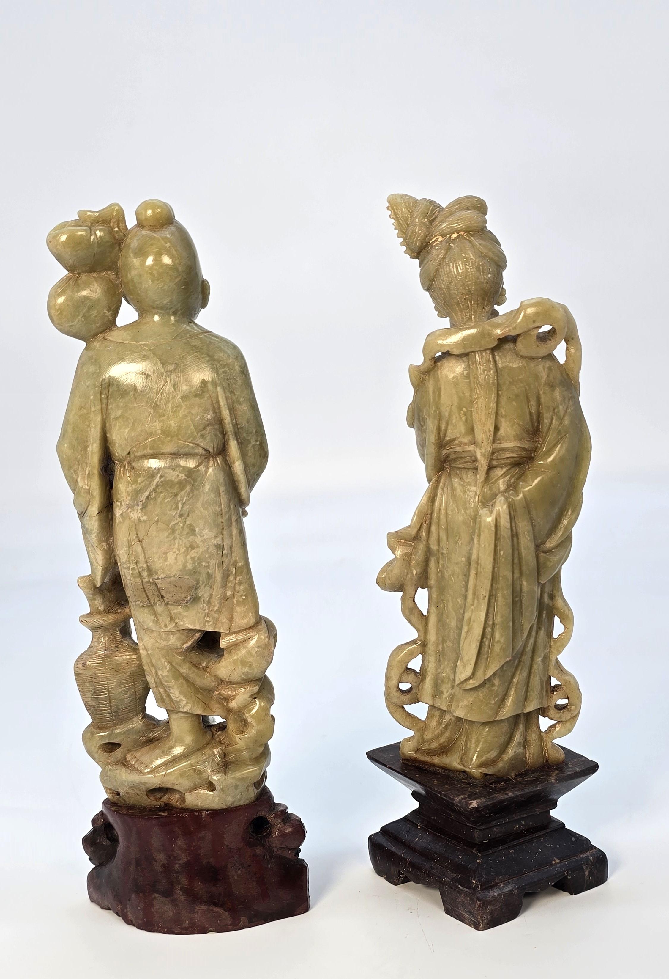 A matched pair of Chinese soapstone hand carved figures circa 1900 In Good Condition For Sale In Central England, GB