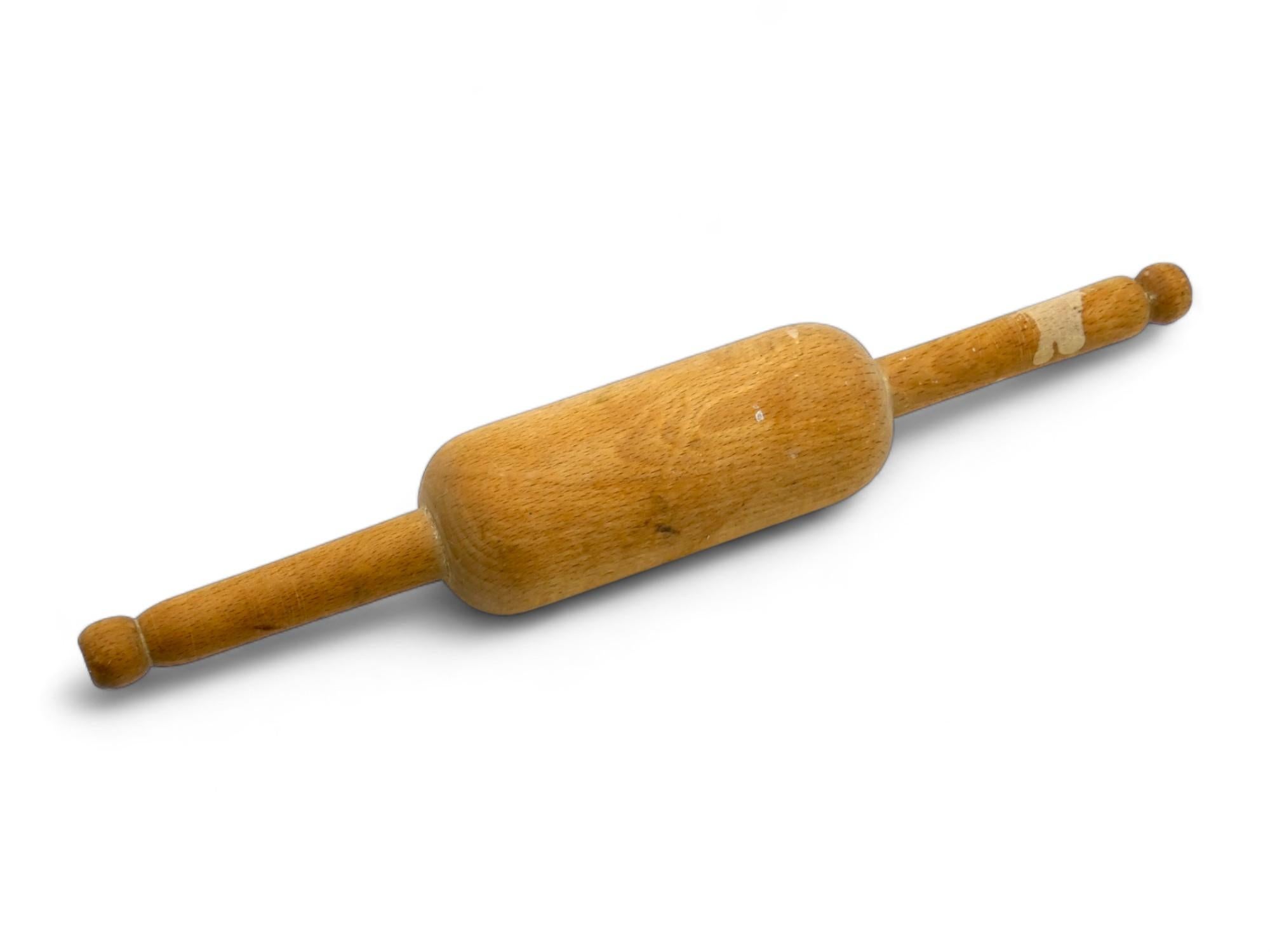 Sculpté Rouleau et perforateur de Matzah, Bukhara, Ouzbékistan, début du 20e siècle en vente