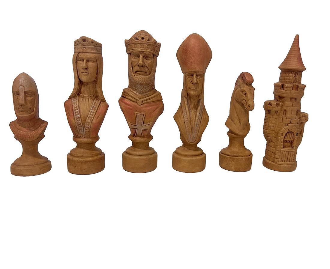 A medieval style chess set made in cast clay For Sale 4