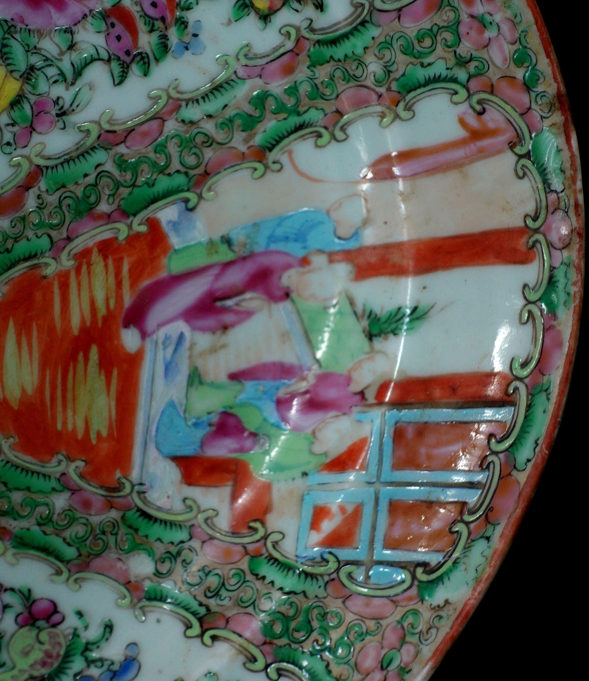 19th Century Medium Size Chinese Rose Medallion Porcelain Plater, Ric 058