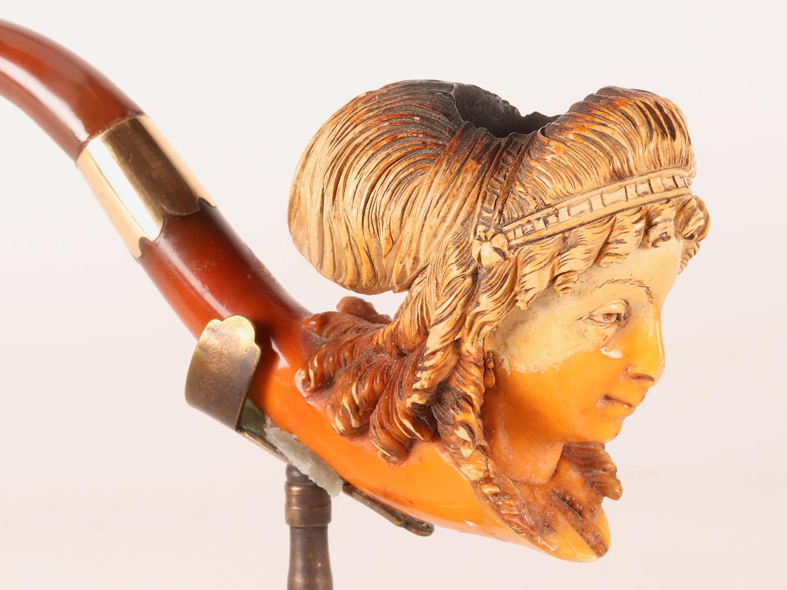 pipe en écume de mer : tête de femme avec une fleur dans le style des cheveux, Vienne 1890 en vente 4
