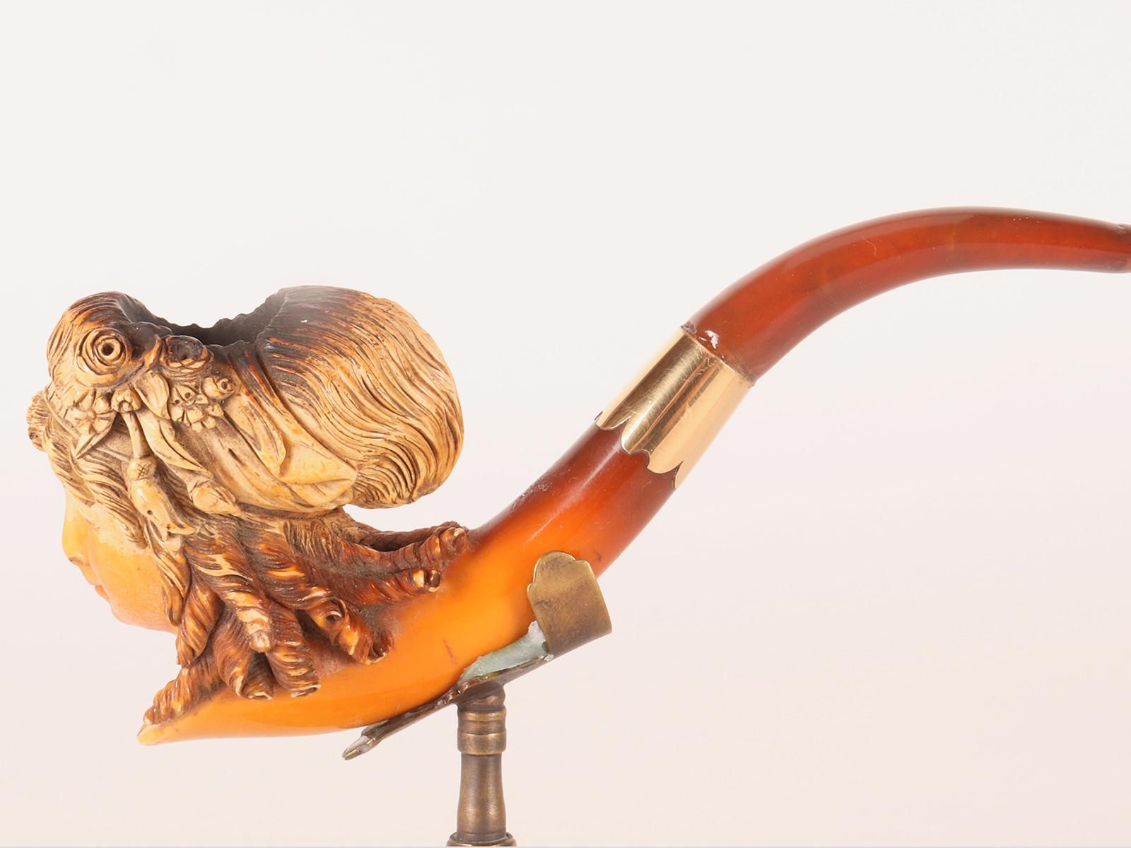 19th Century A meershaum pipe: a woman's head with with flower in hairstyle, Vienna 1890 For Sale