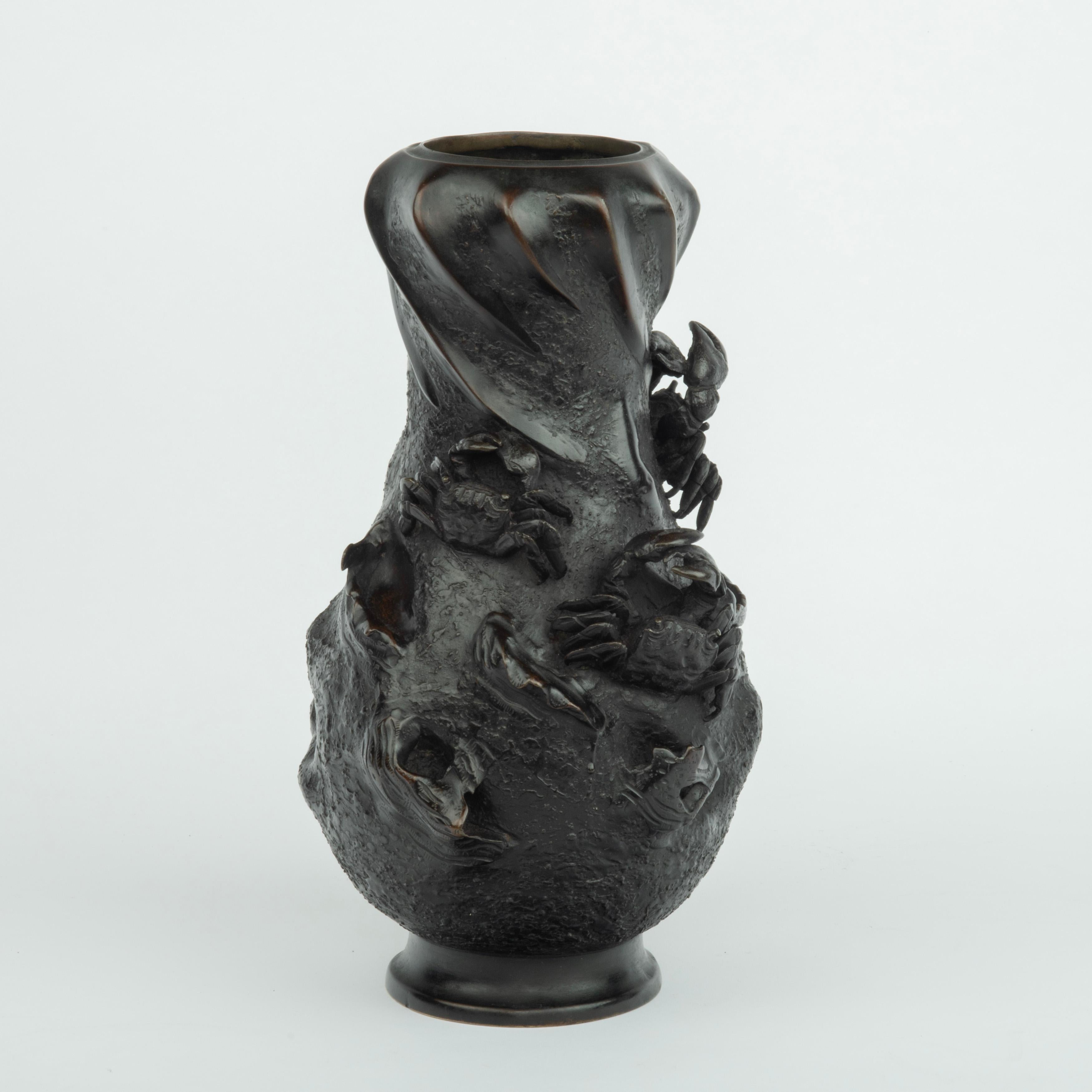 Japanese A Meiji bronze vase by Nobuhira For Sale