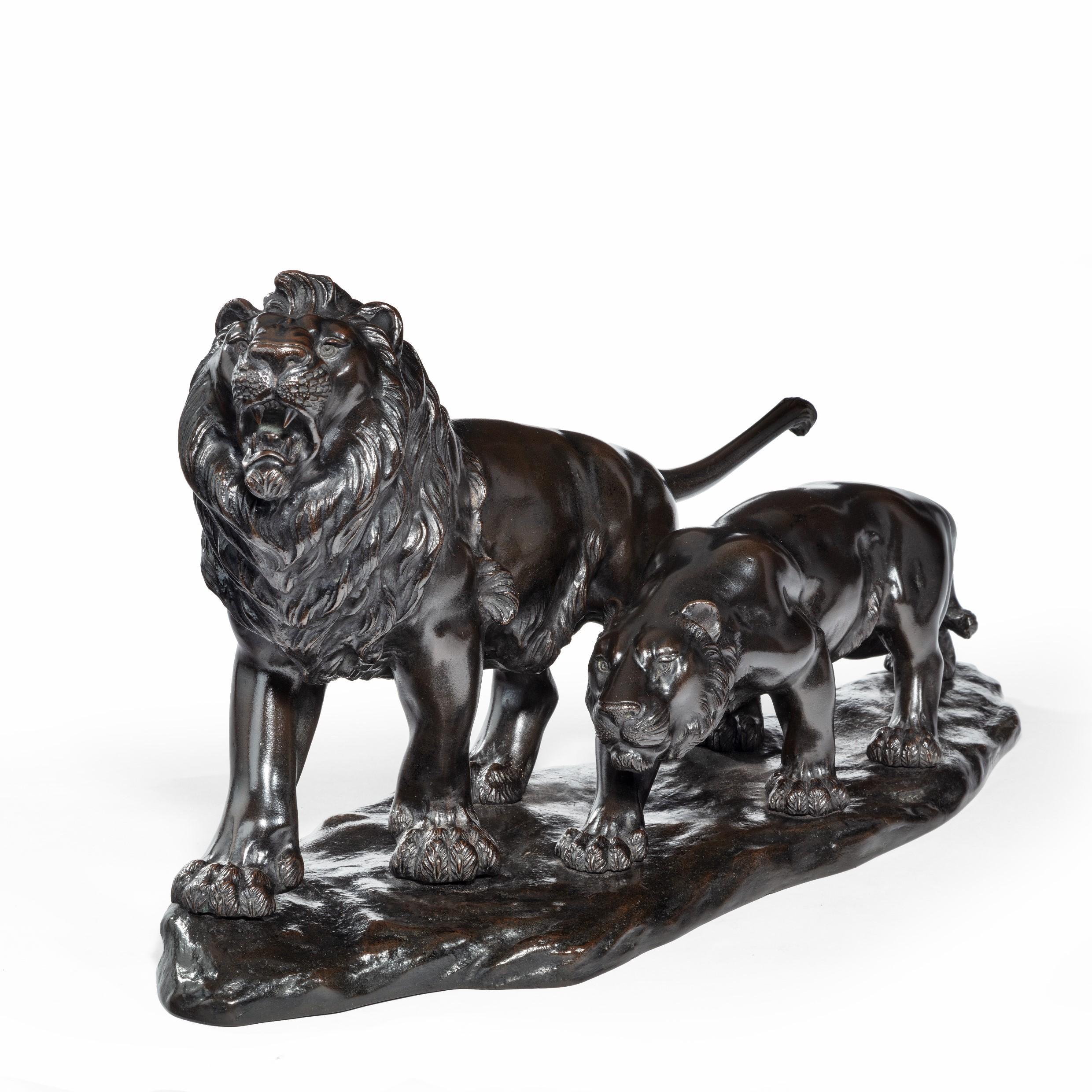 Meiji Period Bronze Study of a Lion and Lioness by ‘Genryusai Seiya’ In Good Condition In Lymington, Hampshire