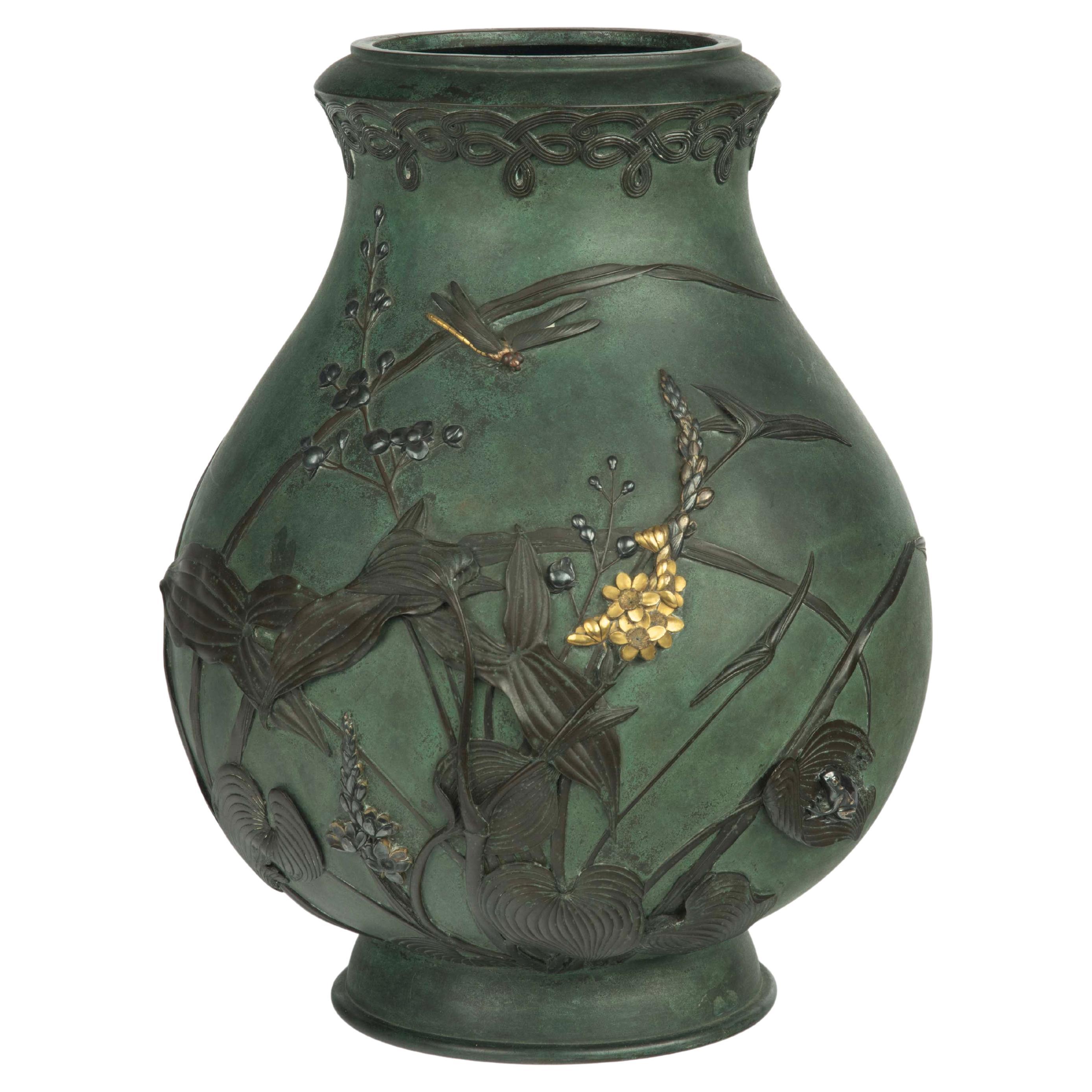 Meiji Period Patinated Bronze Vase by Kiryu Kosho Kaisha For Sale