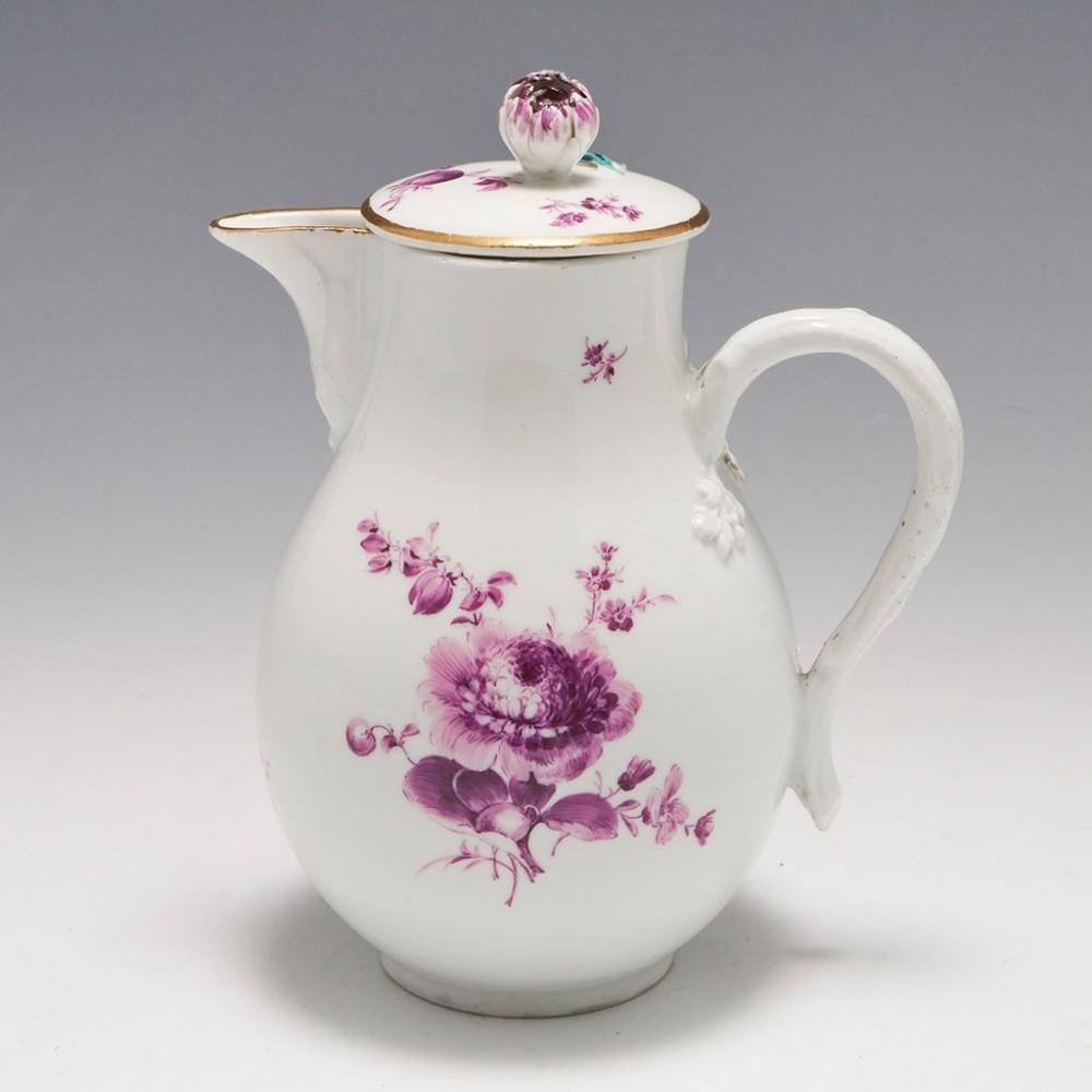 „Hausmaler“ Tee- und Kaffeeservice aus Porzellan aus der Meissener Dot Periode, 1763-74 im Angebot 6