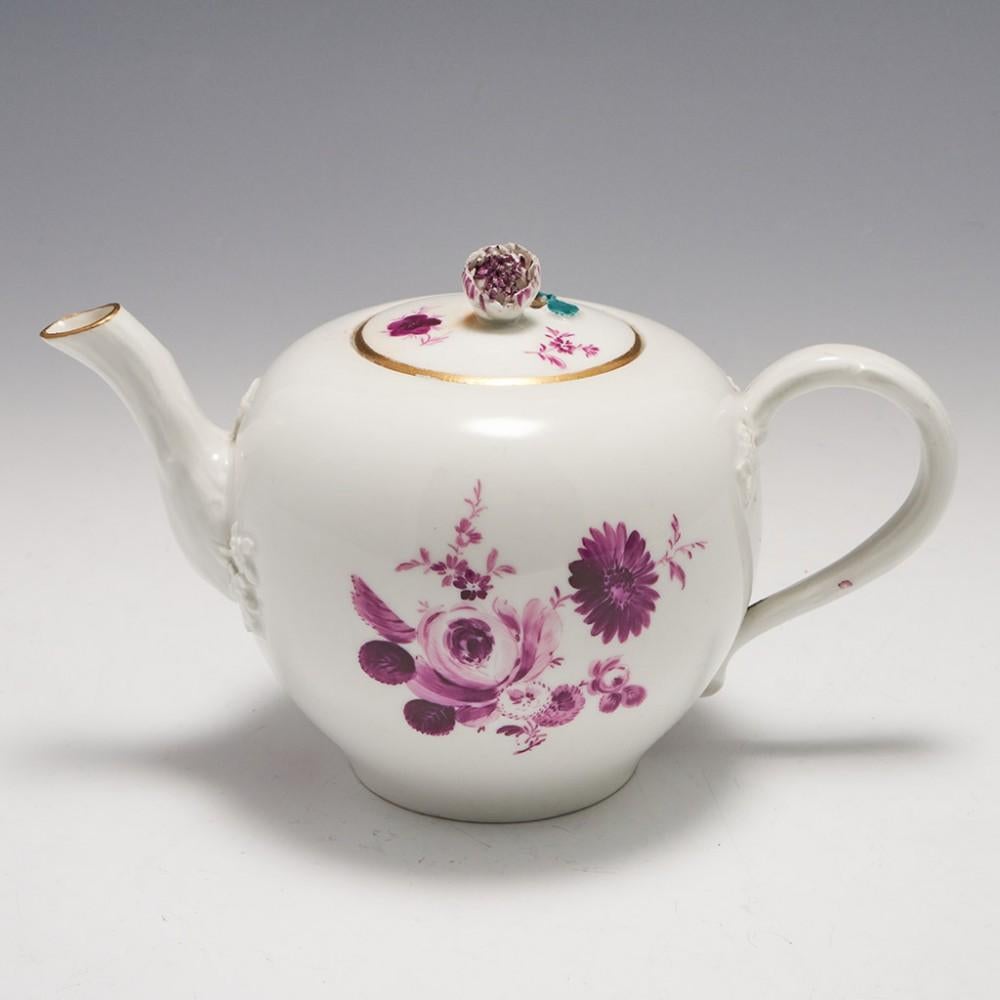 „Hausmaler“ Tee- und Kaffeeservice aus Porzellan aus der Meissener Dot Periode, 1763-74 im Angebot 12