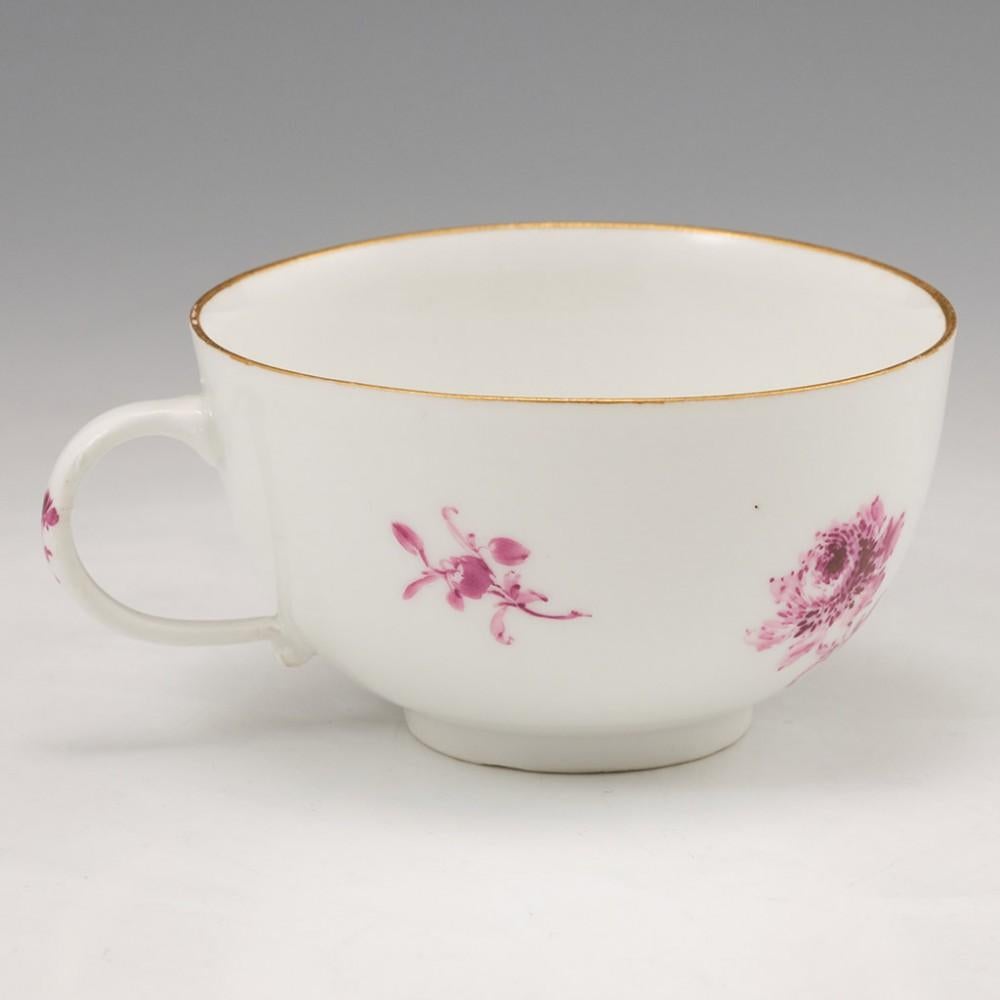 Meissen Dot Period Porcelain Tea Cup and Saucer, circa 1770 7
