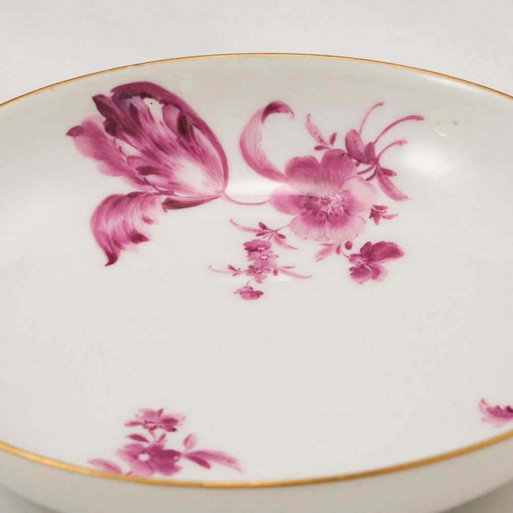 Meissen Dot Period Porcelain Tea Cup and Saucer, circa 1770 2