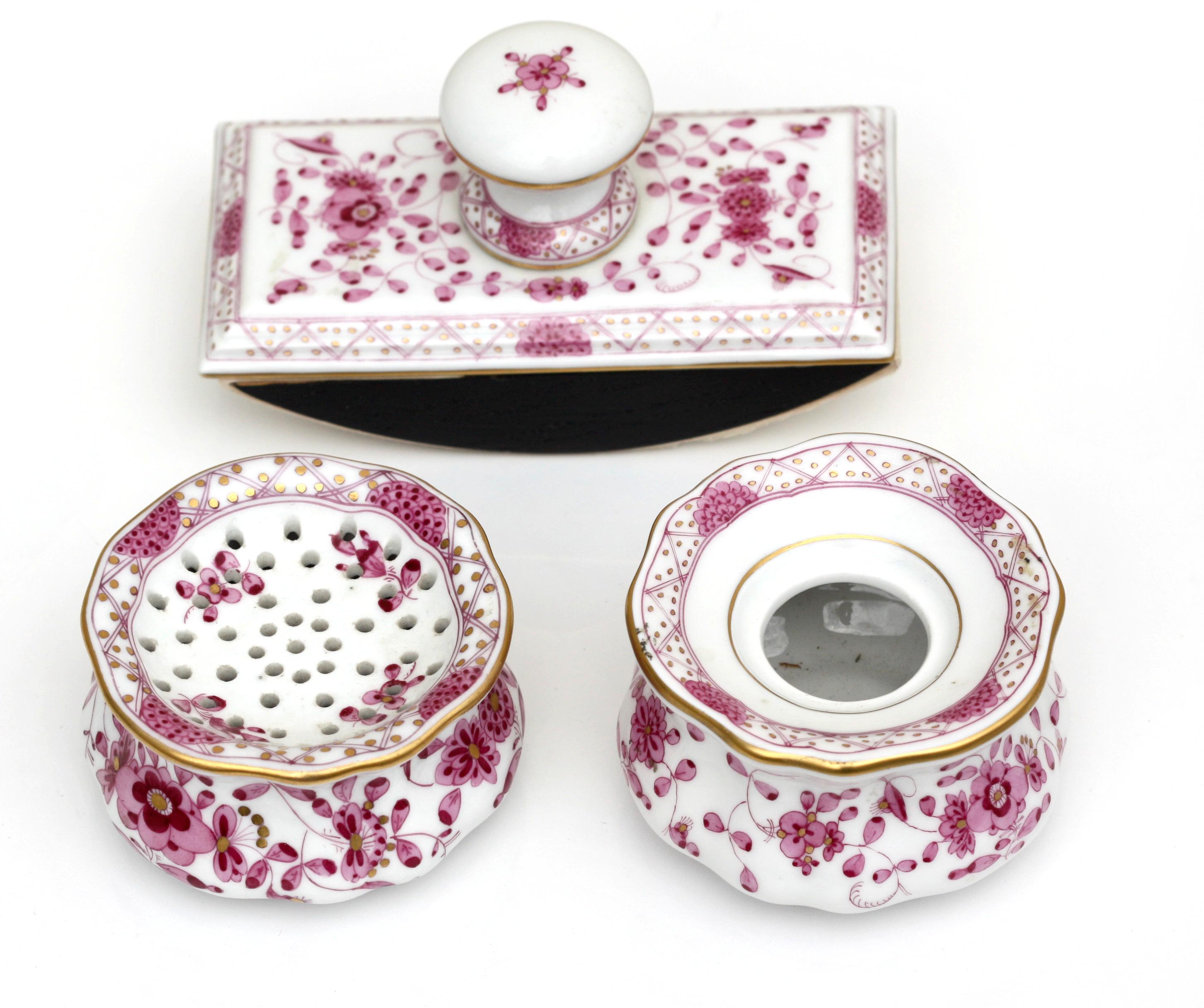 Meissen Five Piece Porcelain Desk Set, German, 20th Century 2