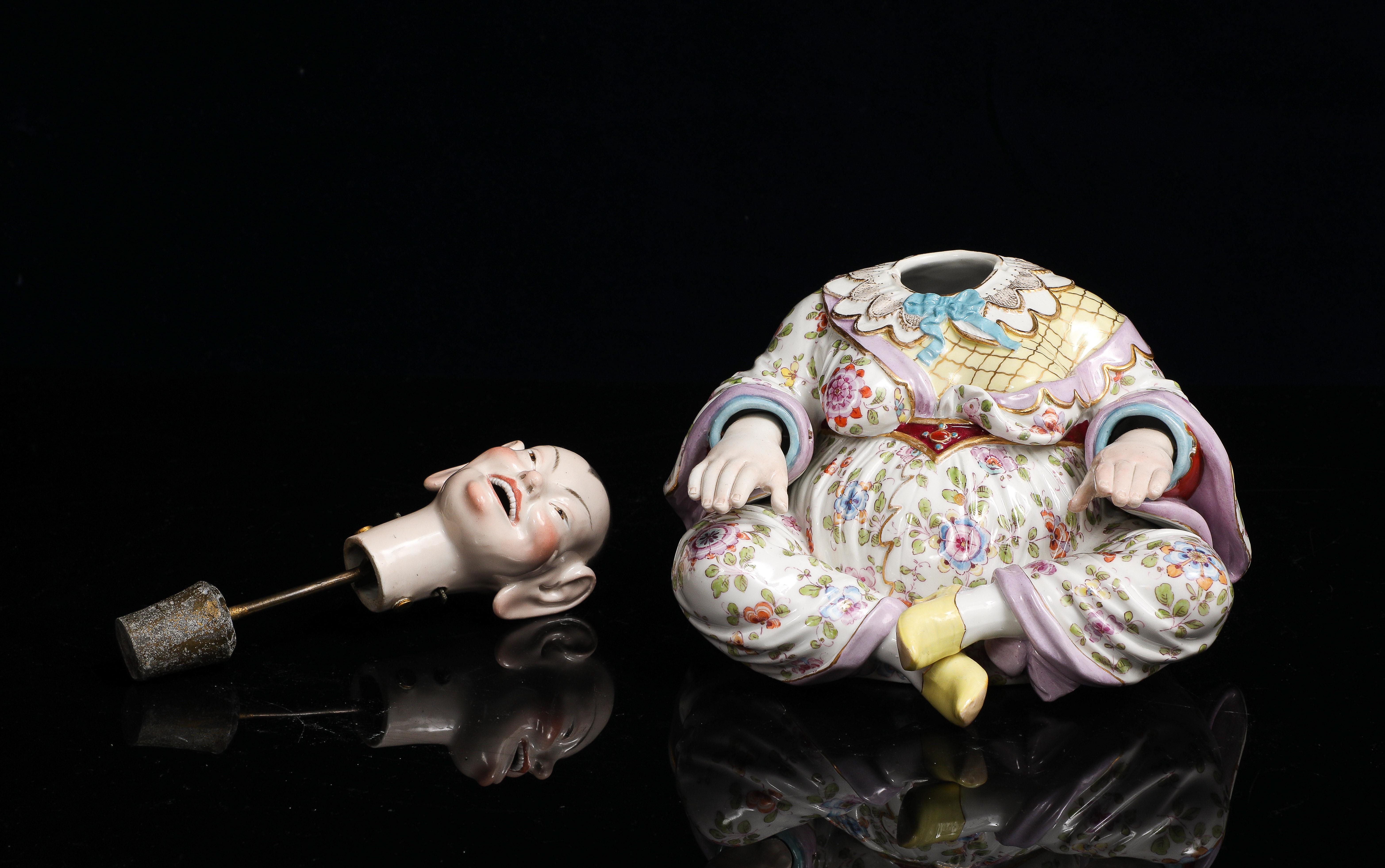 Eine Meissen Porcelain Pagode Wackelkopf Figur im Angebot 5