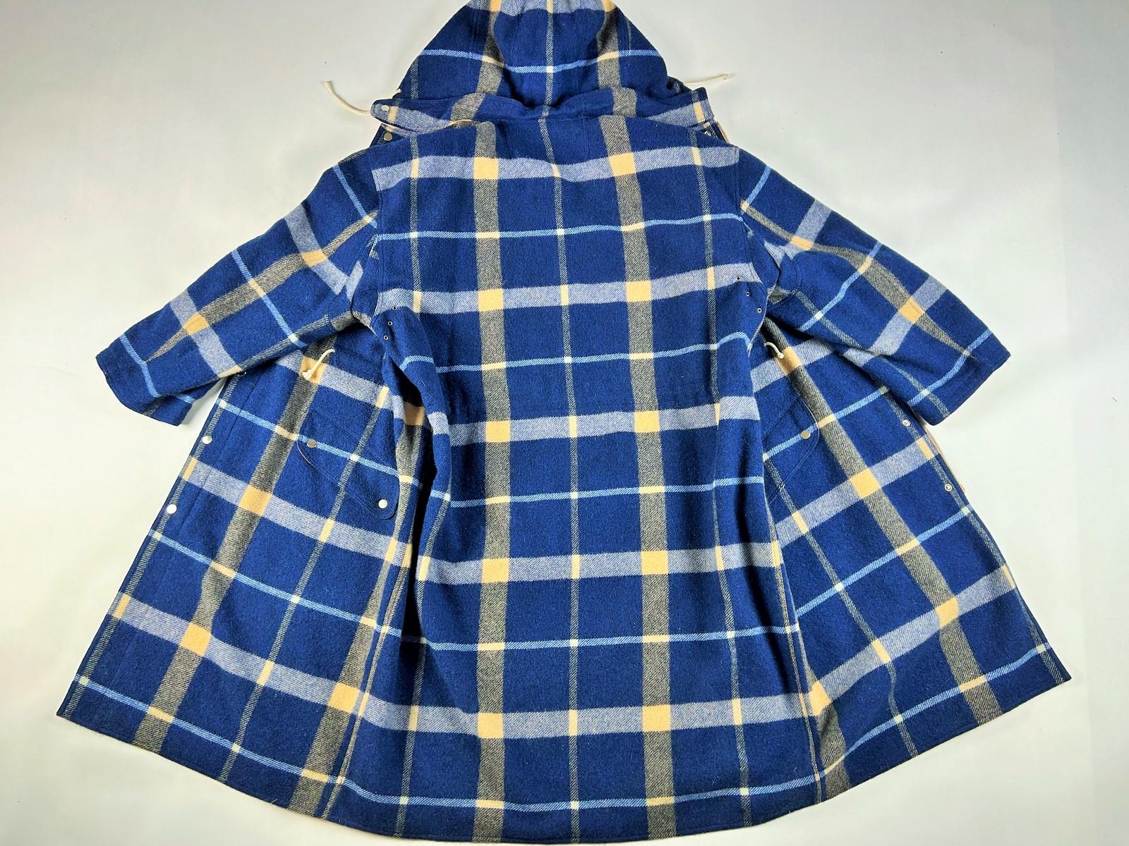 A Men's Wool Tartan Trenchcoat by André Courrèges - France Circa 2000 For Sale 11