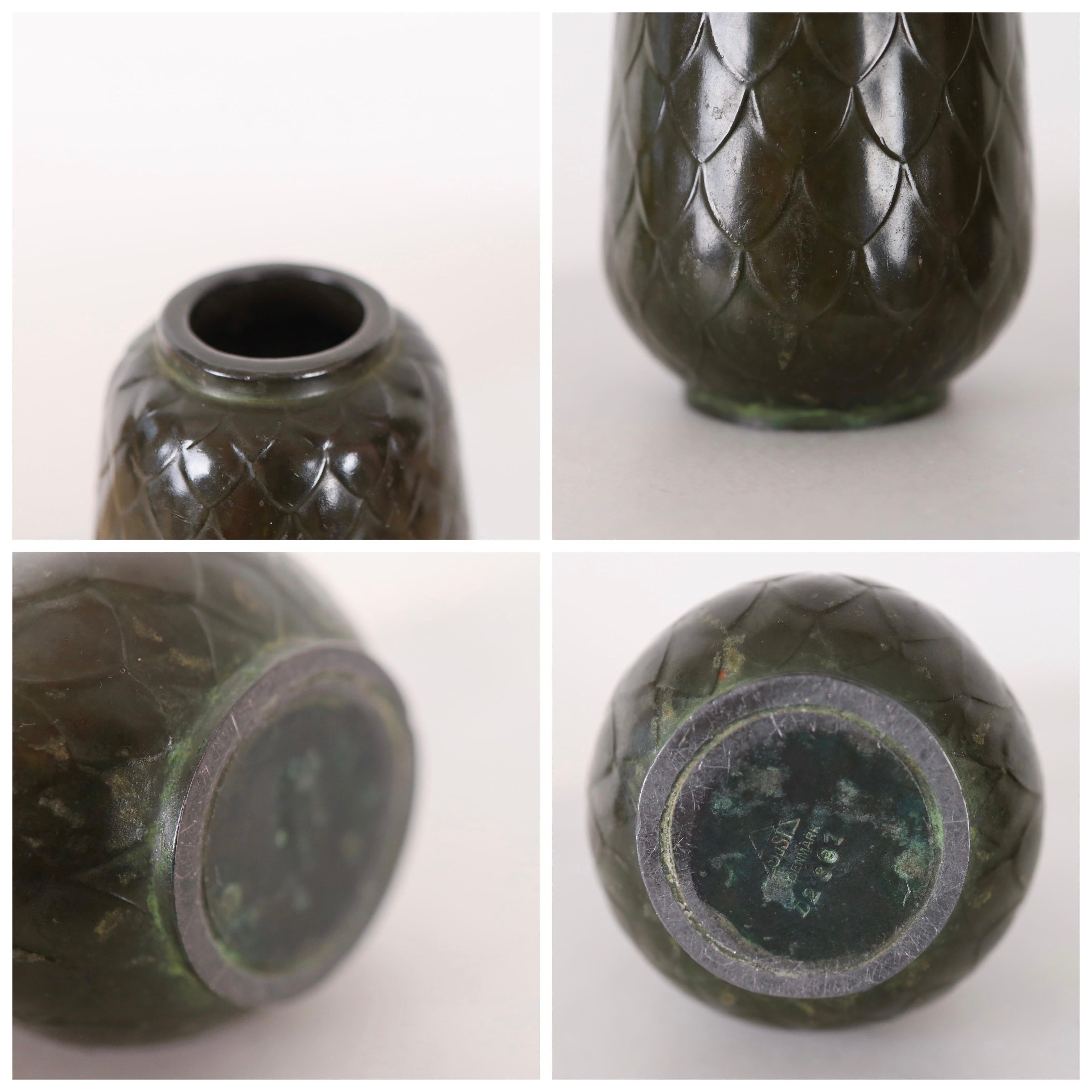 Vase en métal conçu par Ellen Schlanbush pour Just Andersen, années 1940, Danemark en vente 1