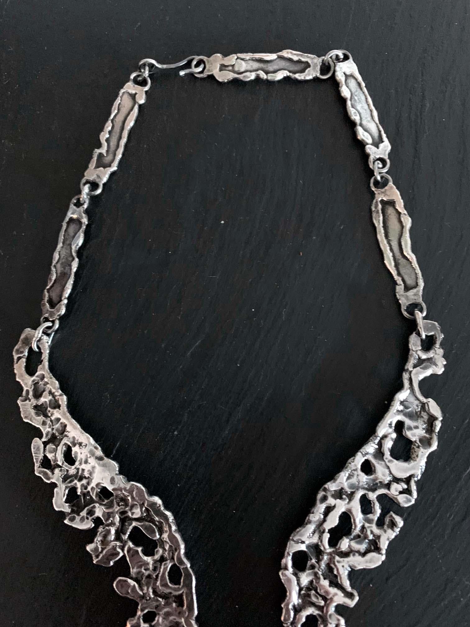 Mexican Modernist Sterling Silver Necklace by Tane Orfebres In Good Condition For Sale In Atlanta, GA