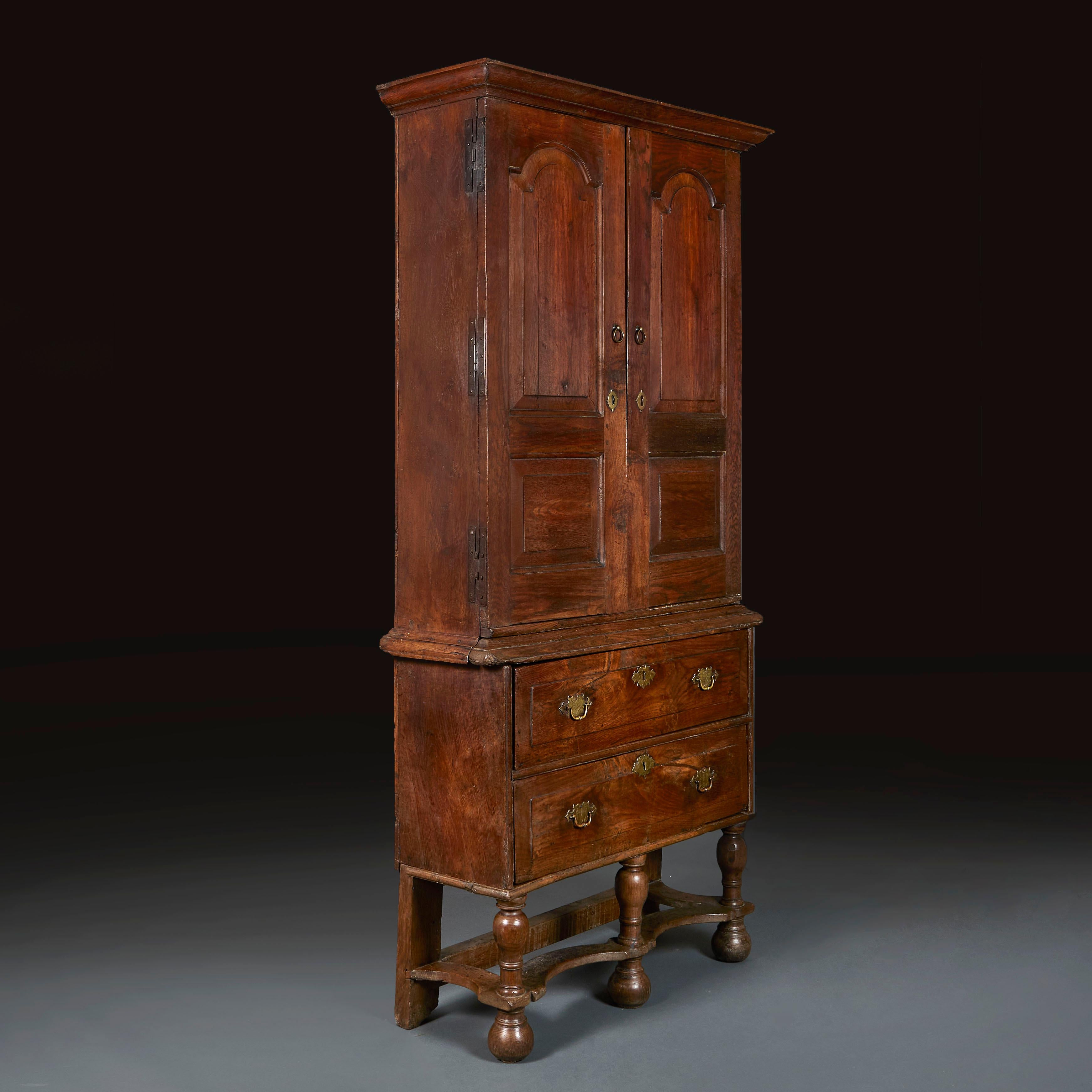 A Mid 18th Century Elm Cabinet on Stand  In Good Condition For Sale In London, GB