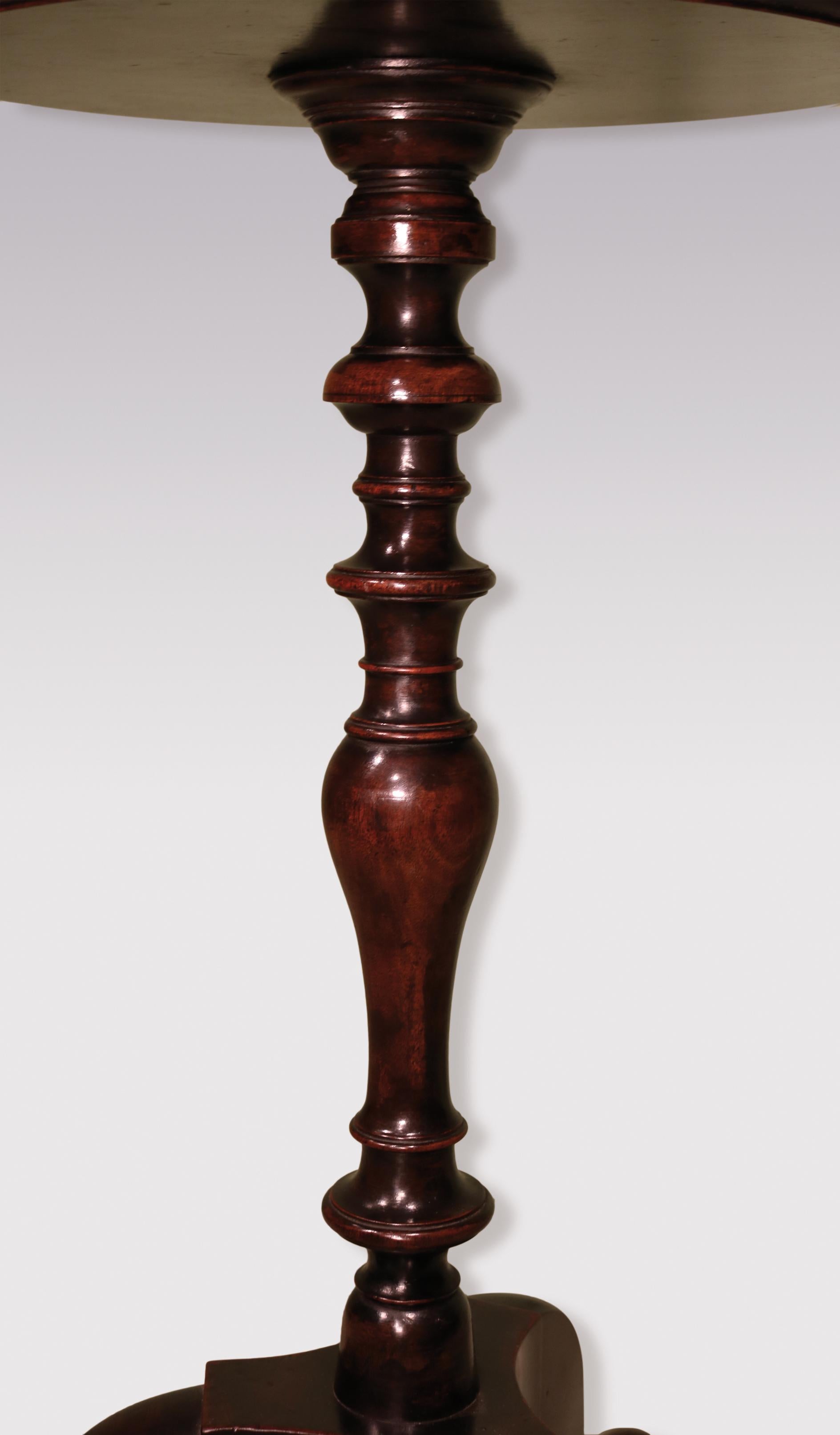 Chippendale Mid-18th Century Mahogany Kettle Stand or Tripod Table