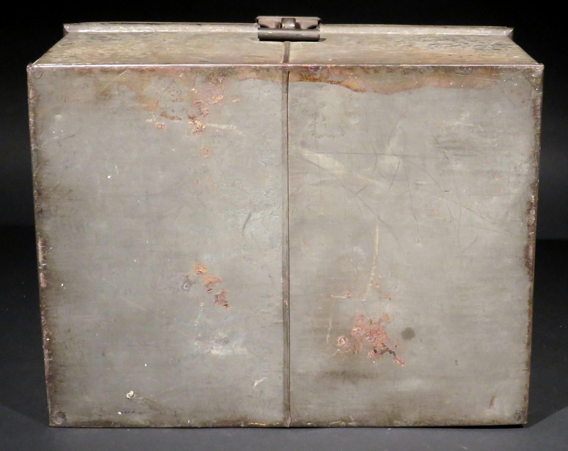 Authentische Thomas Milner Patentierte Eisen-Sicherheitsbox aus dem 19. Jahrhundert, UK CIRCA 1840 im Angebot 4