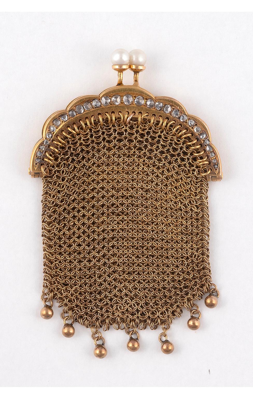 Victorian Mid-19th Century Pearl Diamond and 18 Karat Gold Mesh Purse