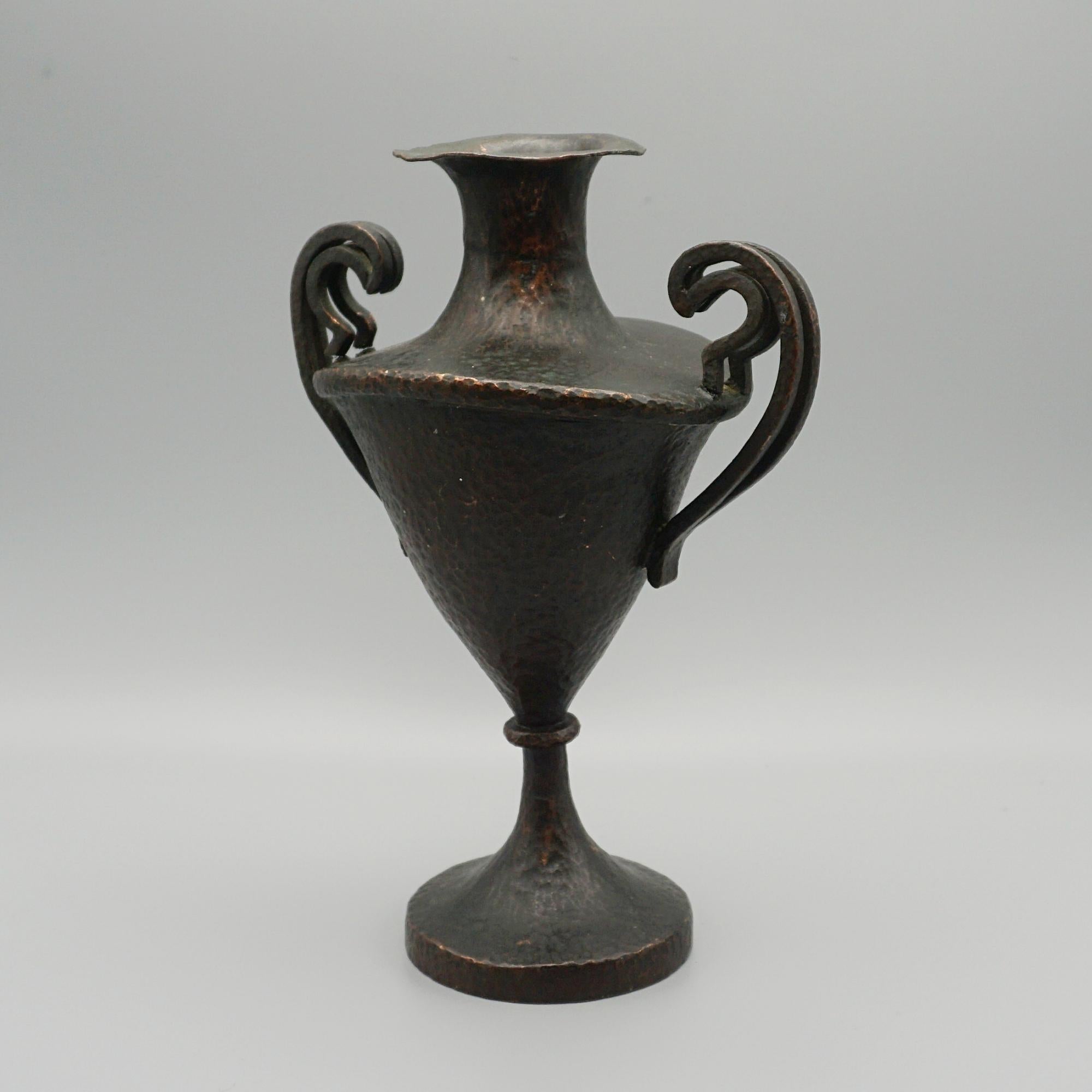 A Mid 20th Century Bronze Urn 3