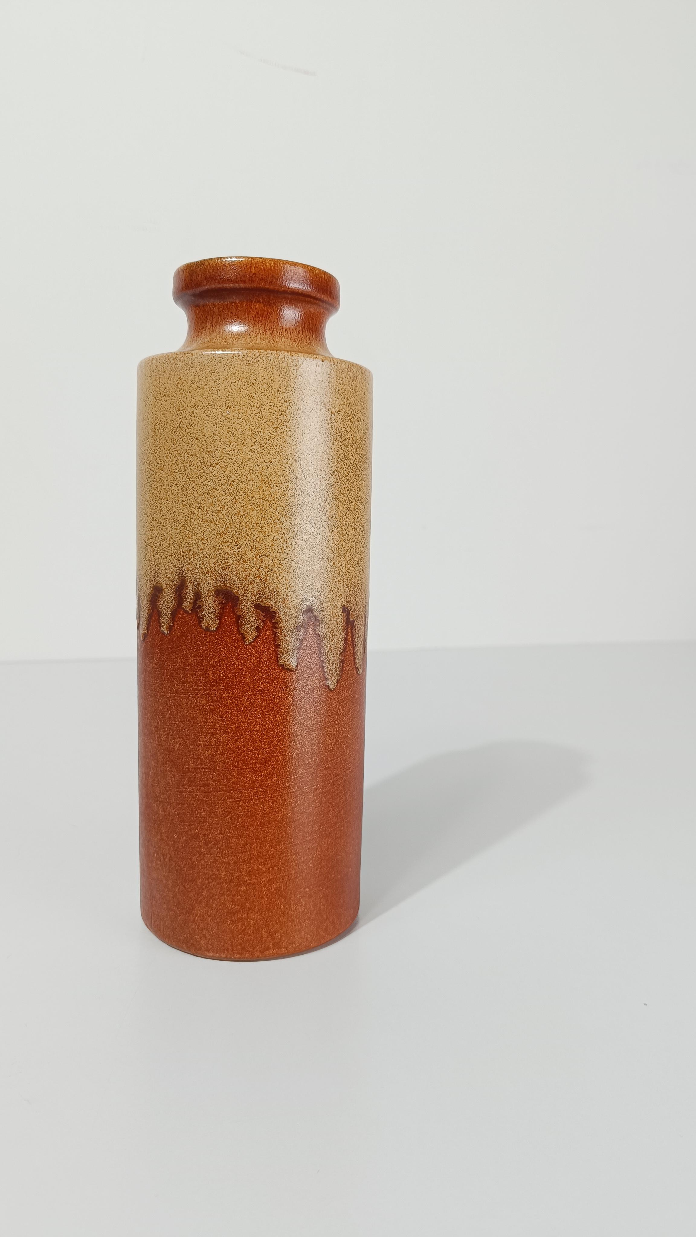A Mid 20th Century Couple of Vases in Earth Tone Fat Lava Ceramic, West Germany For Sale 7