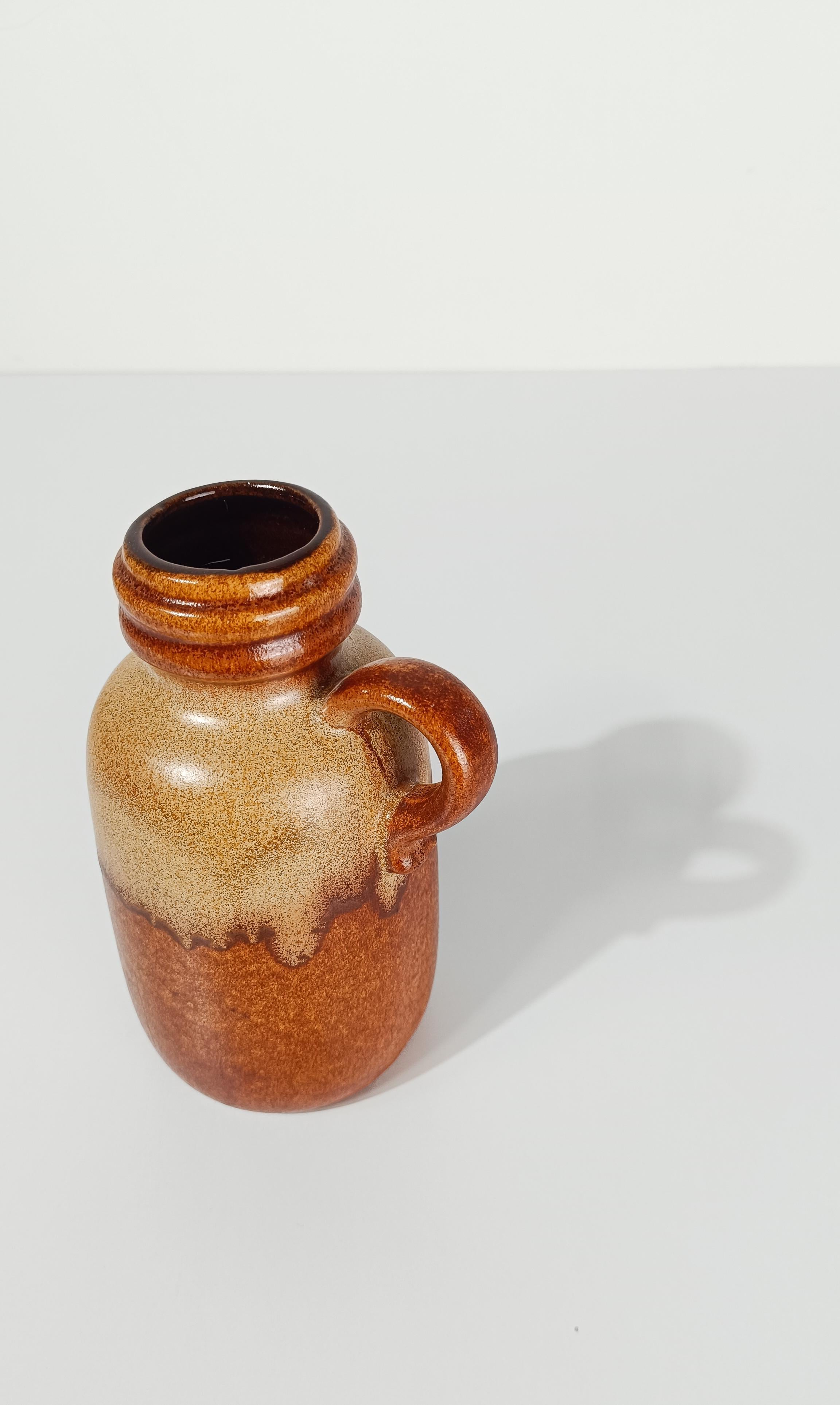 A Mid 20th Century Couple of Vases in Earth Tone Fat Lava Ceramic, West Germany For Sale 12