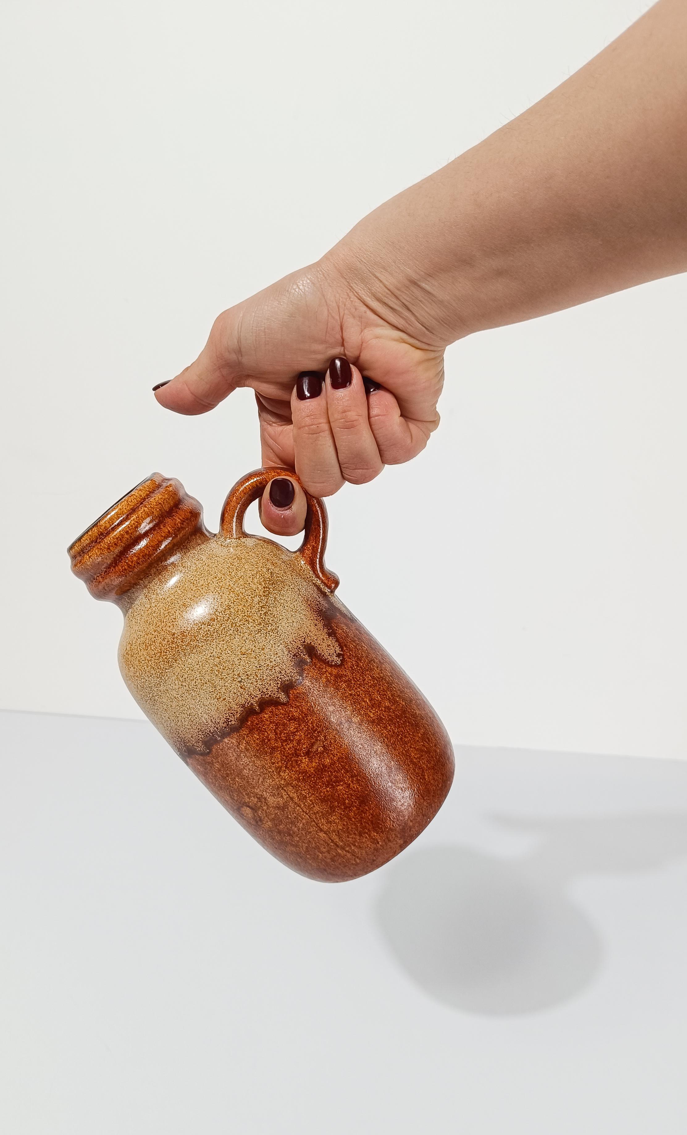 A Mid 20th Century Couple of Vases in Earth Tone Fat Lava Ceramic, West Germany For Sale 1