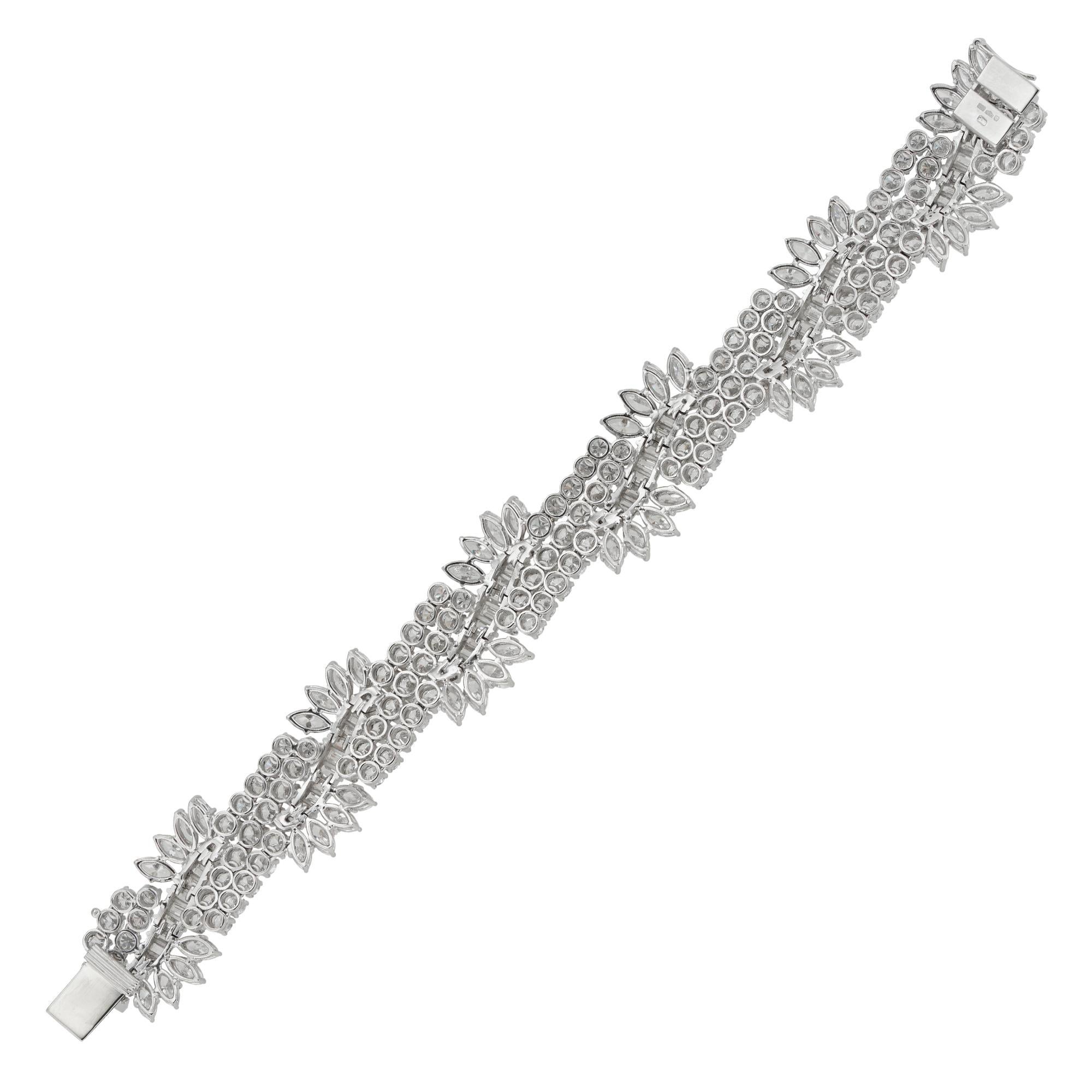 Bracelet en diamants du milieu du 20e siècle Bon état - En vente à London, GB