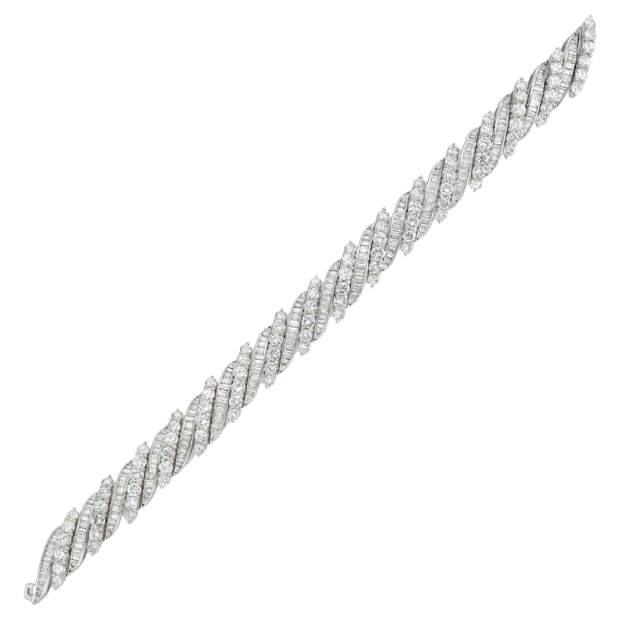 A mid-20th century diamond-set bracelet For Sale