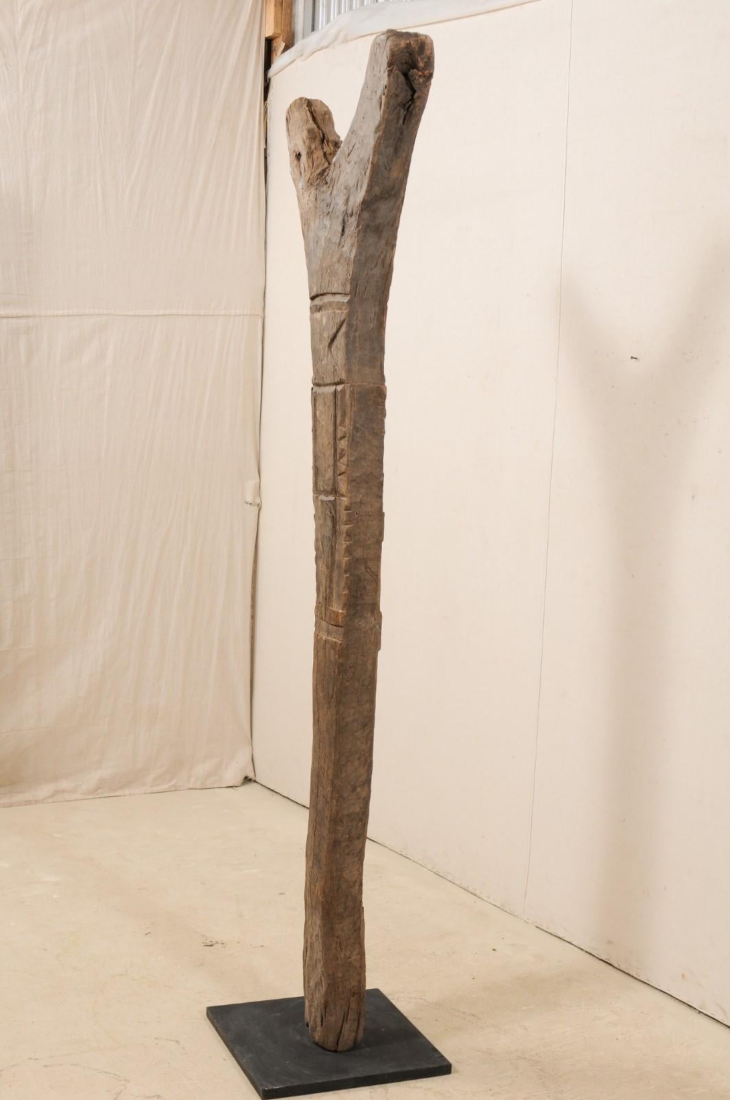 A Dogon Tribe Toguna Post from Mali (Mid 20th C.) on Custom Iron Stand For Sale 3