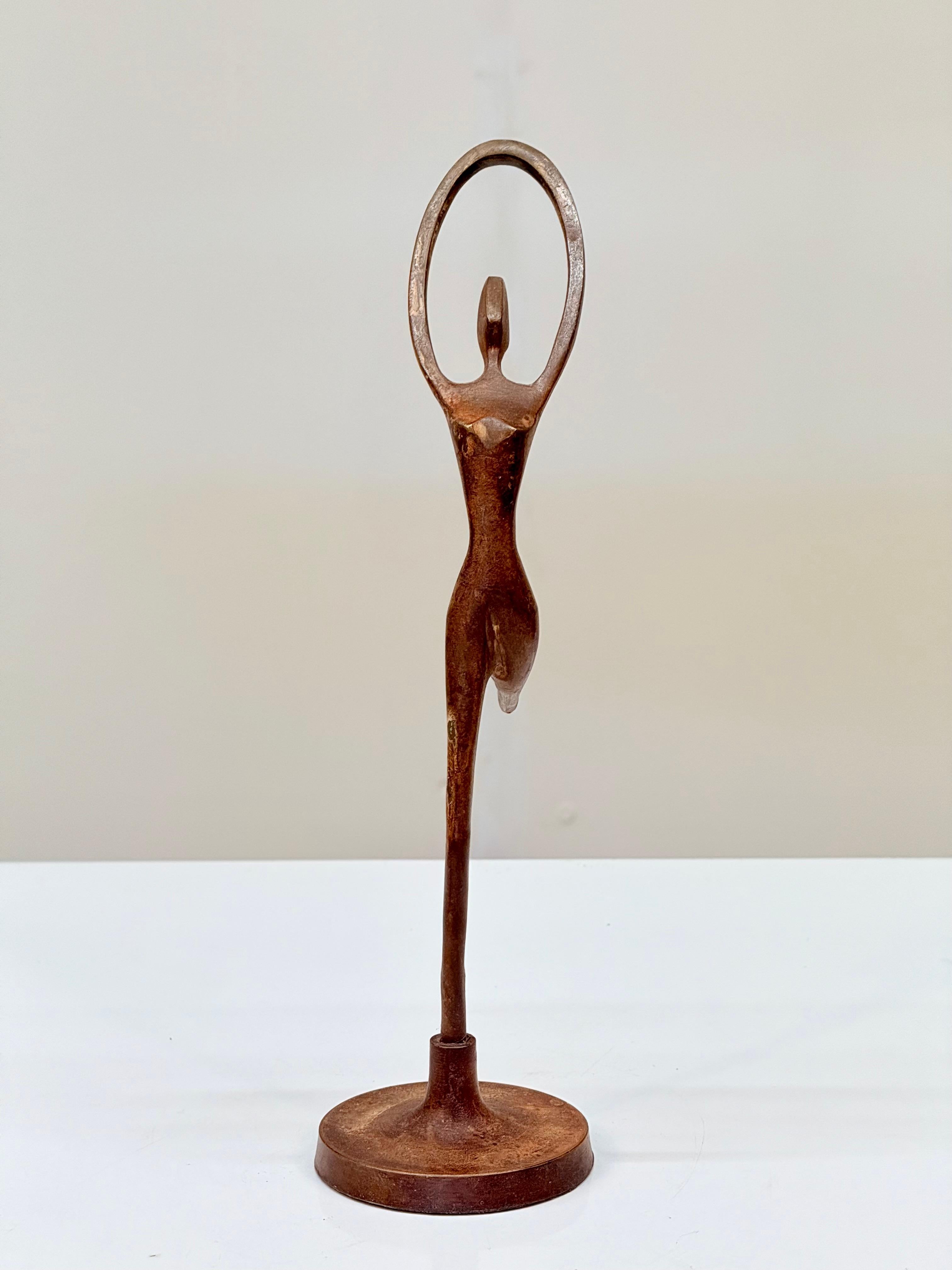 Figurina di ballerina in bronzo francese della metà del XX secolo, stile modernista, anni '50-'60 In condizioni buone in vendita a Tonbridge, Kent