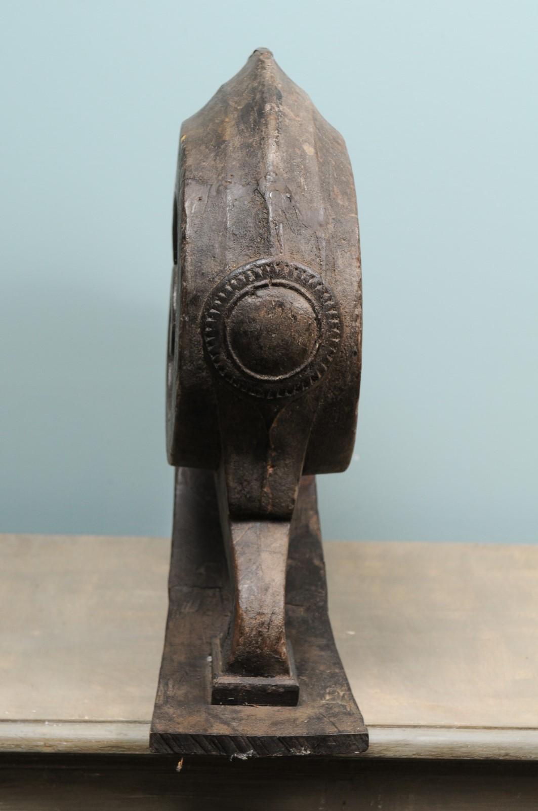 Mid-20th Century Kerala Large Wooden Hand Carved Boat Prow In Good Condition In Atlanta, GA