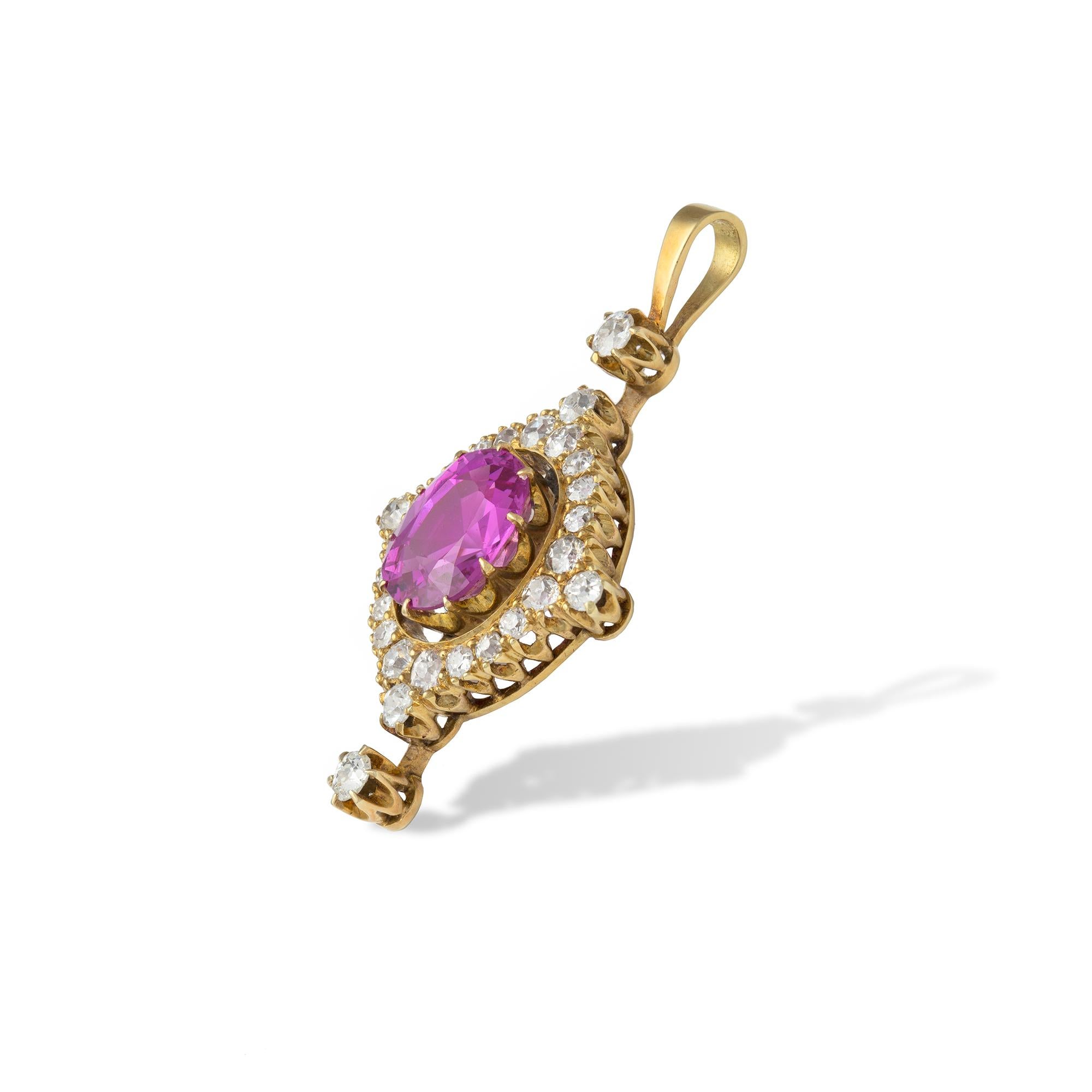 Mid-20th Century Pink Sapphire and Diamond Ring In Good Condition In London, GB