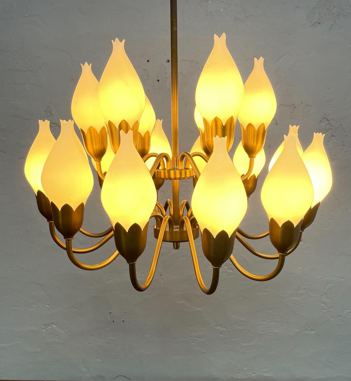 A Mid Century 18 Arm Tulip Pendant Chandelier By Fog and Mørup Of Denmark  For Sale 2