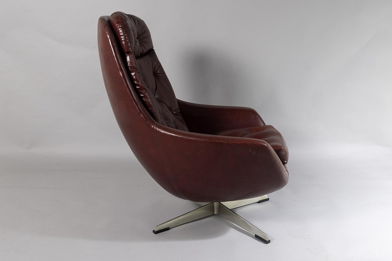 faux leather egg chair