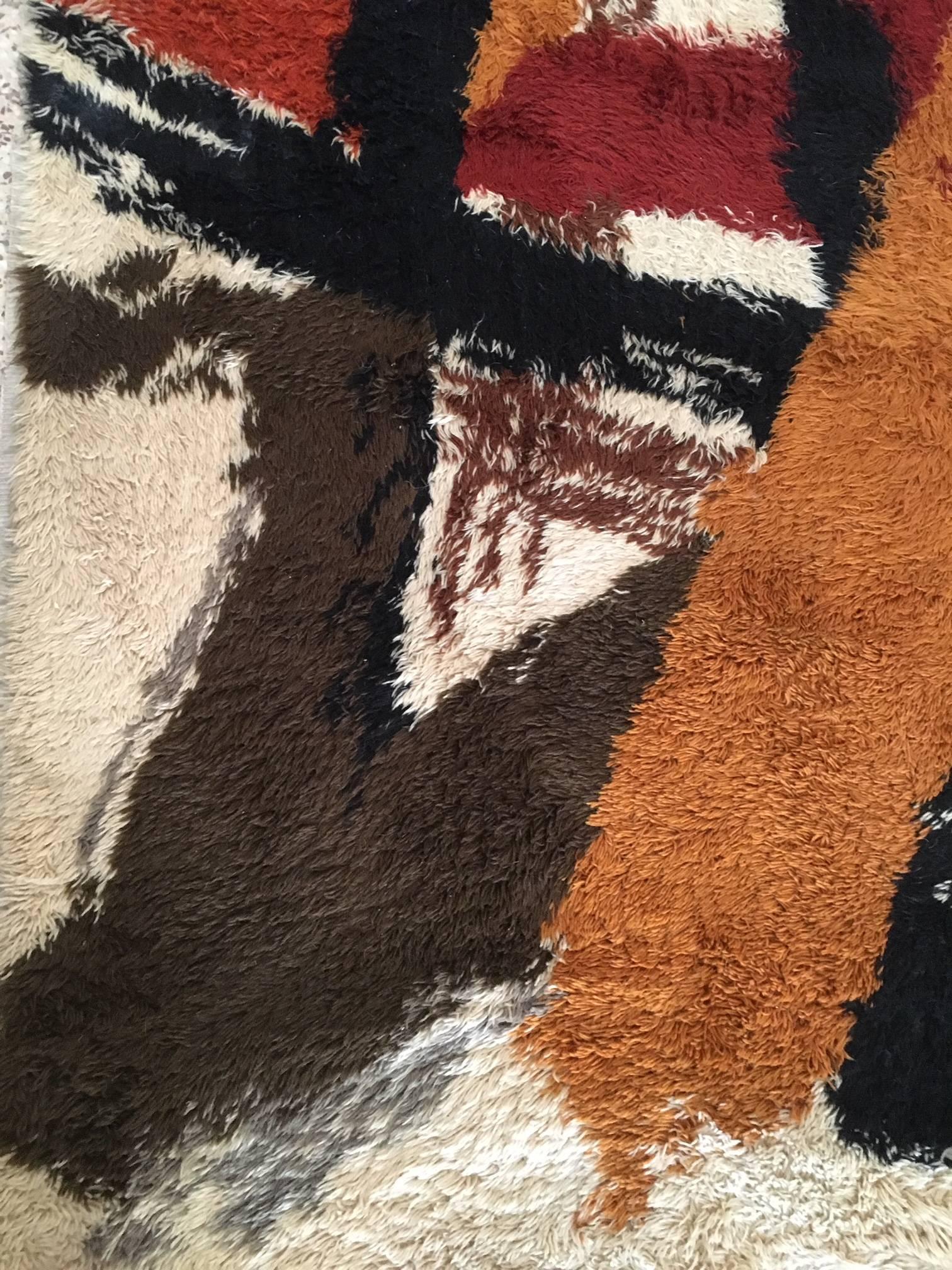 European Midcentury Abstract Iconic Carpet Manner of Artist Franz Kline For Sale