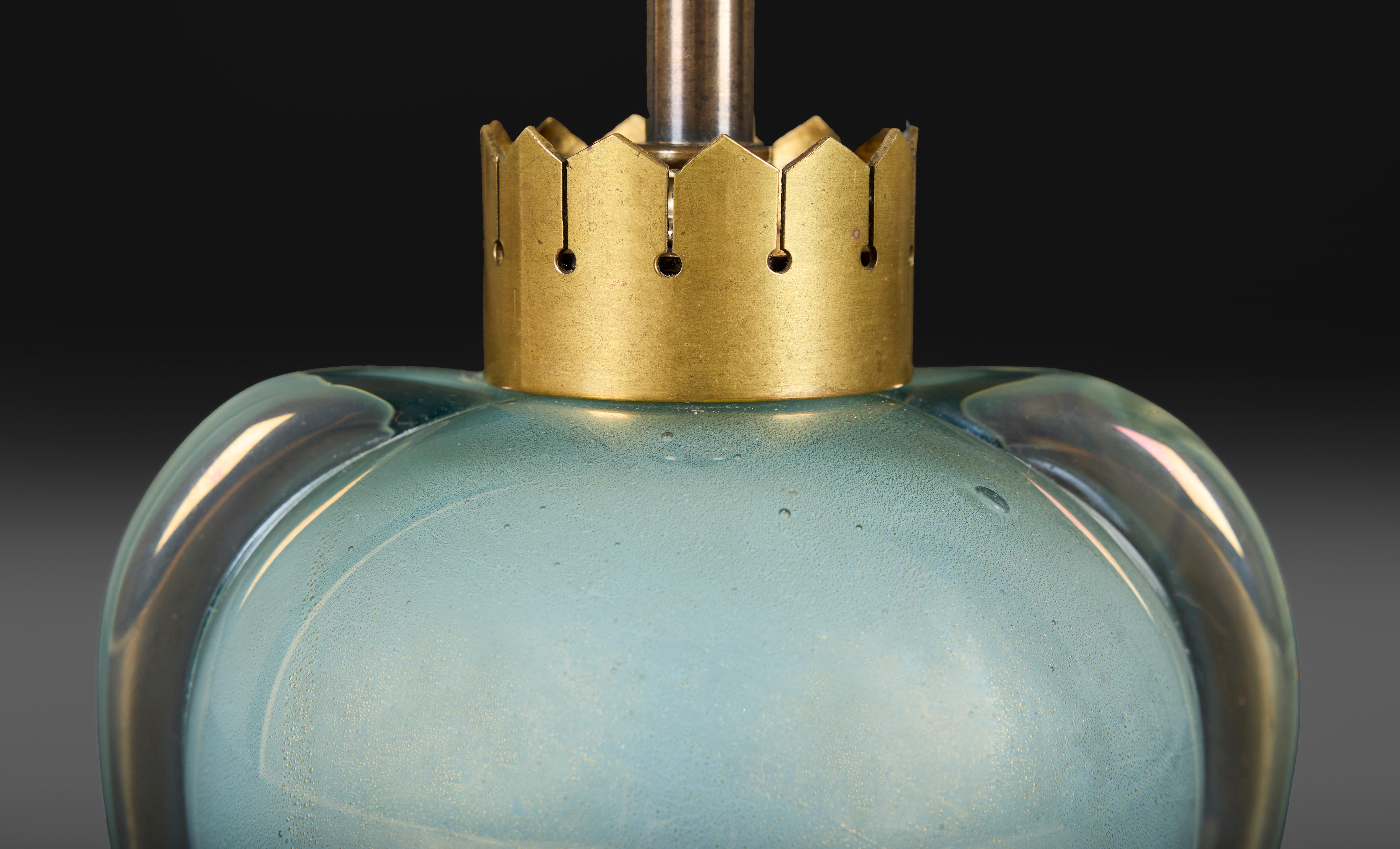 20th Century A Mid-Century Aquamarine Blue and Gold Murano Glass Lamp