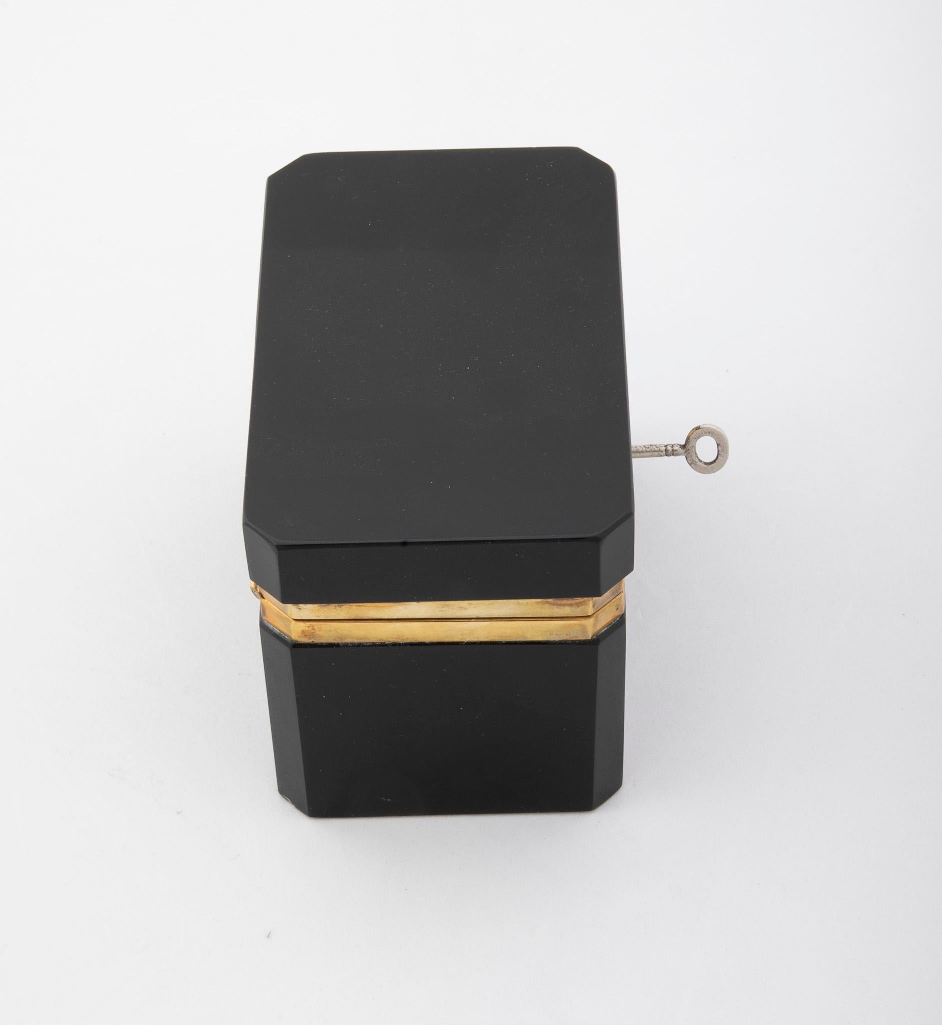 Midcentury Black Opaline Glass Box with Original Key 3