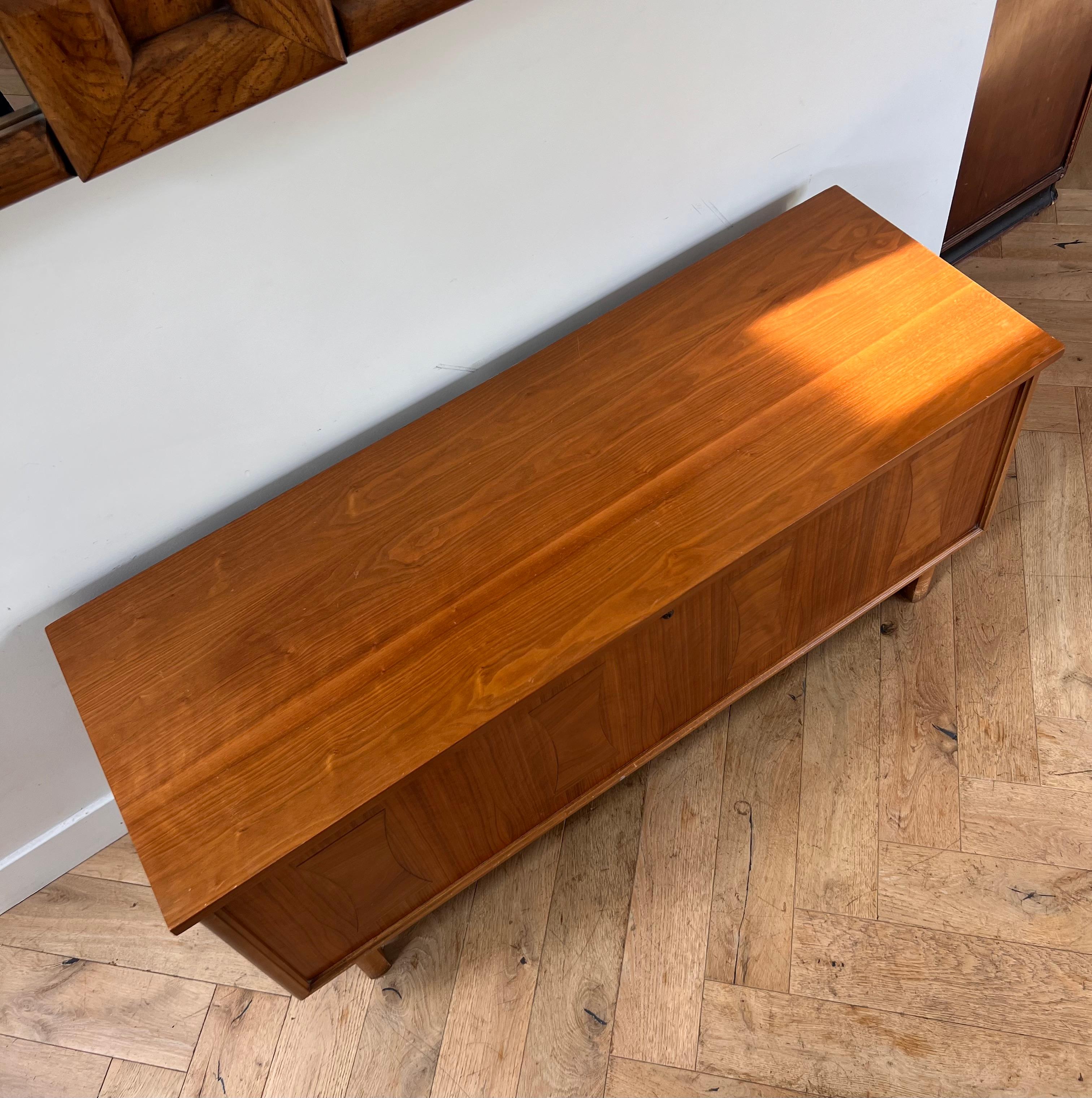 20th Century A mid century cedar wood blanket chest by Lane, circa 1960