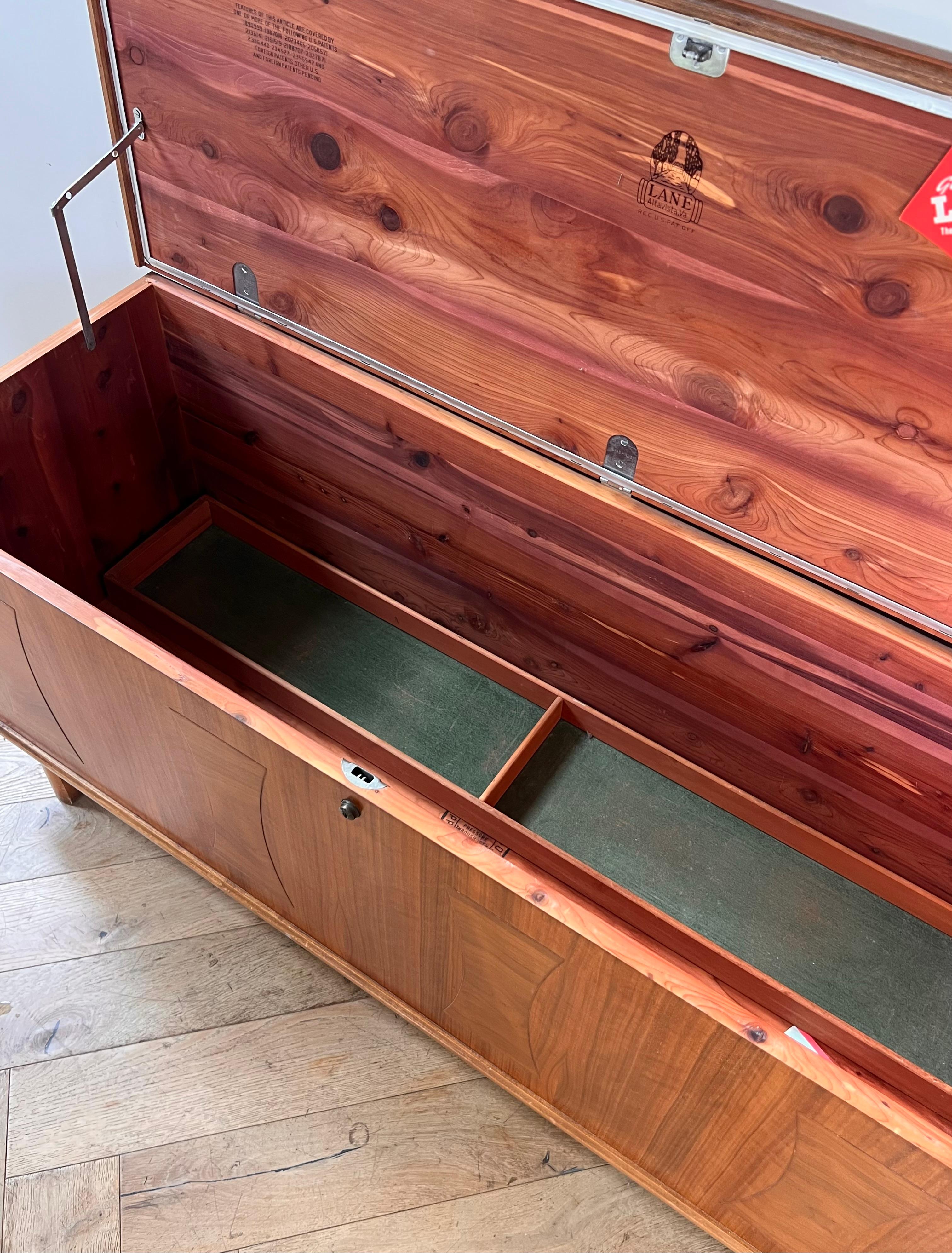 Metal A mid century cedar wood blanket chest by Lane, circa 1960
