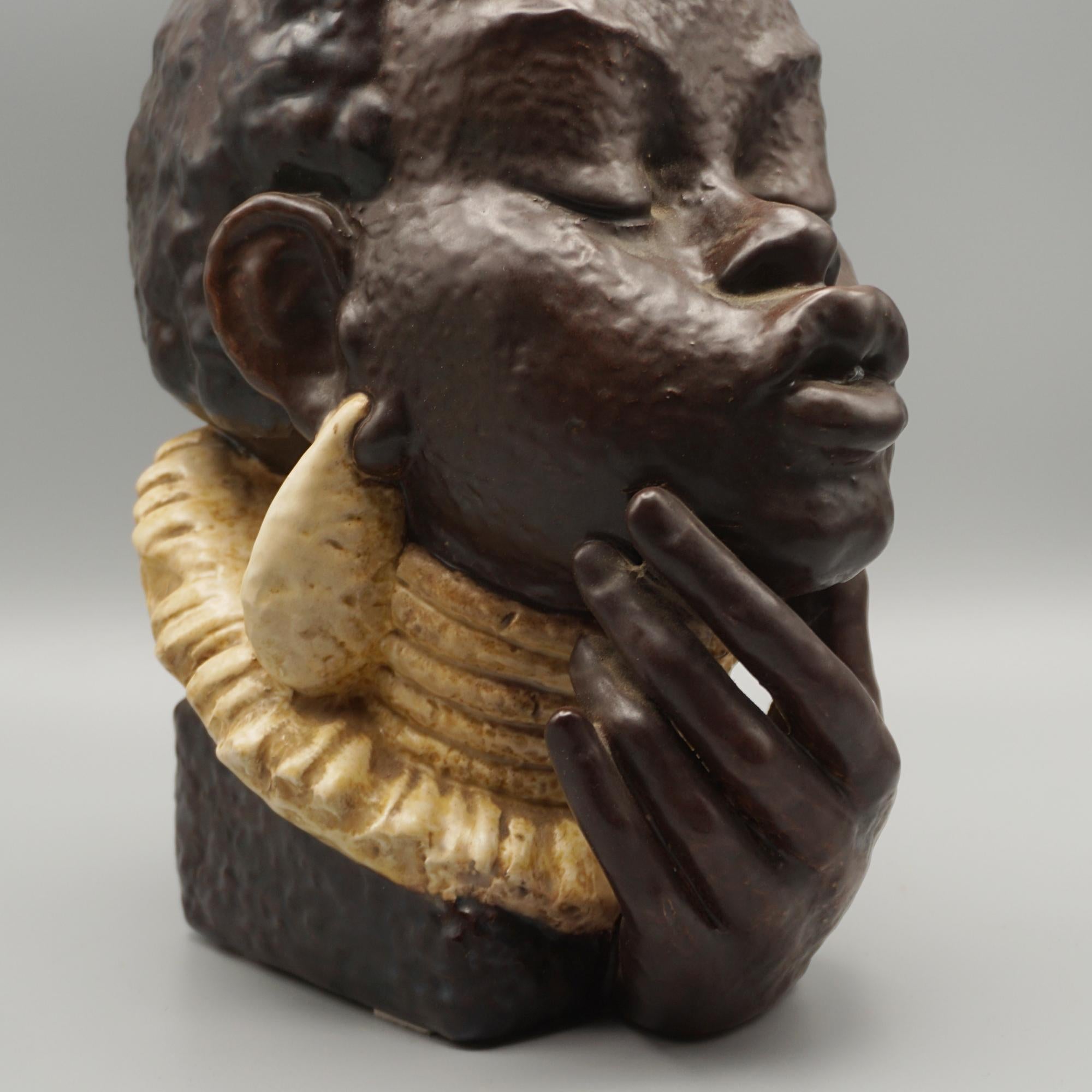Busto de mujer en cerámica de mediados de siglo, de Ove Rasmussen para Bornholm en venta 1