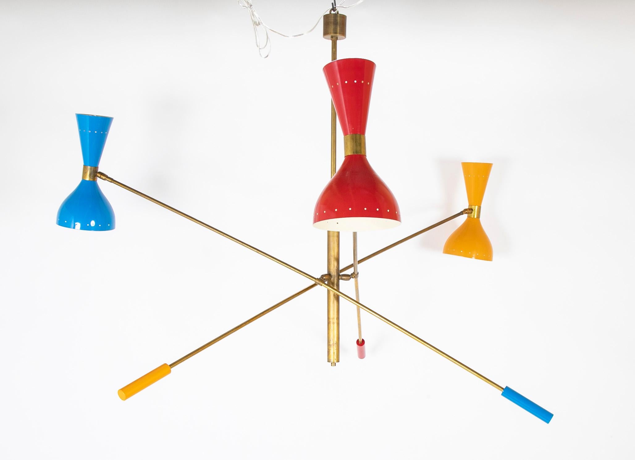 A Mid-Century Chandelier in the Manner of Stilnovo In Good Condition For Sale In Stamford, CT