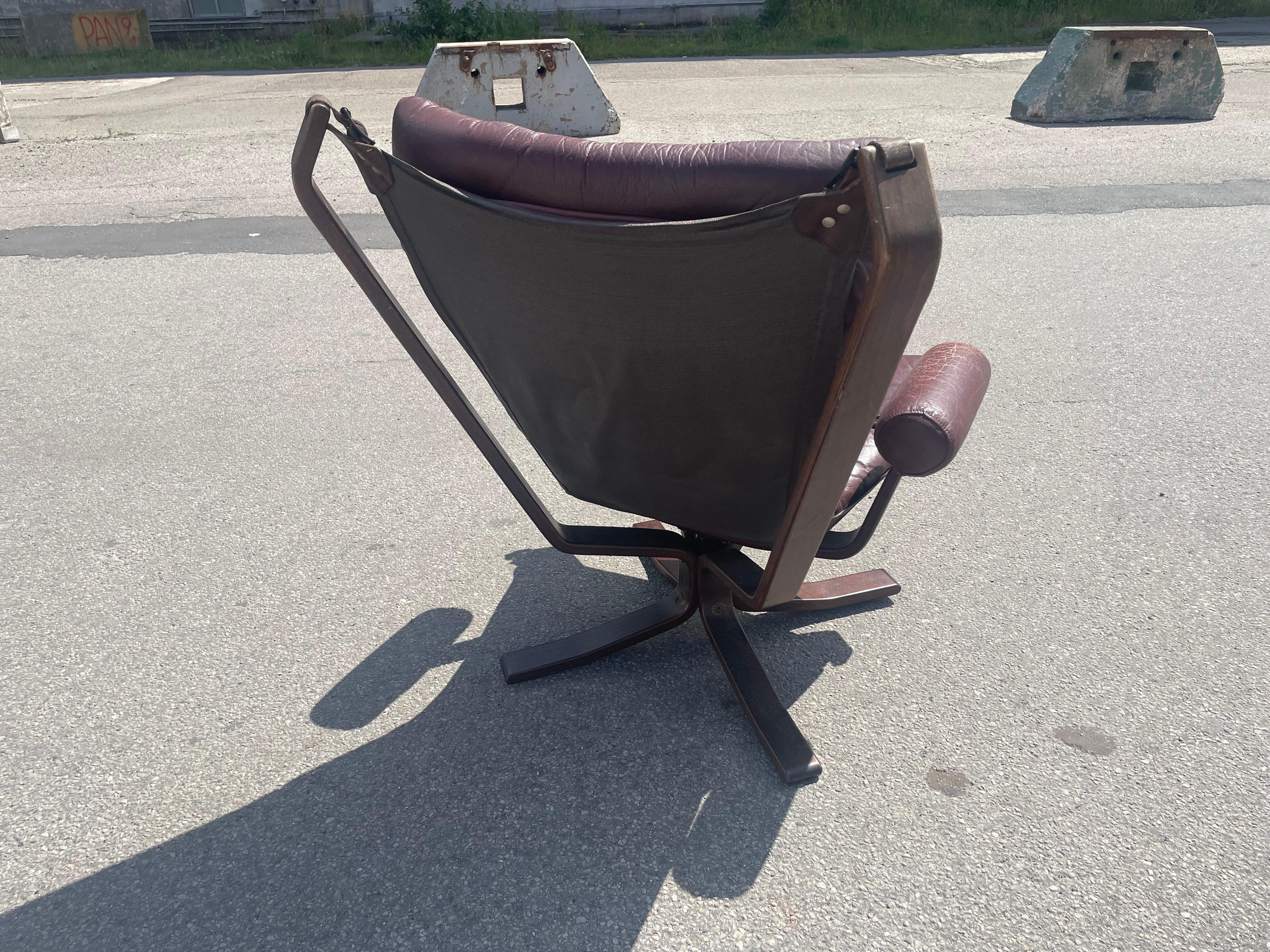 Pelle Una ''Superstar'' danese di metà secolo di Sigurd Ressell per Trygg Mobler 1972 in vendita