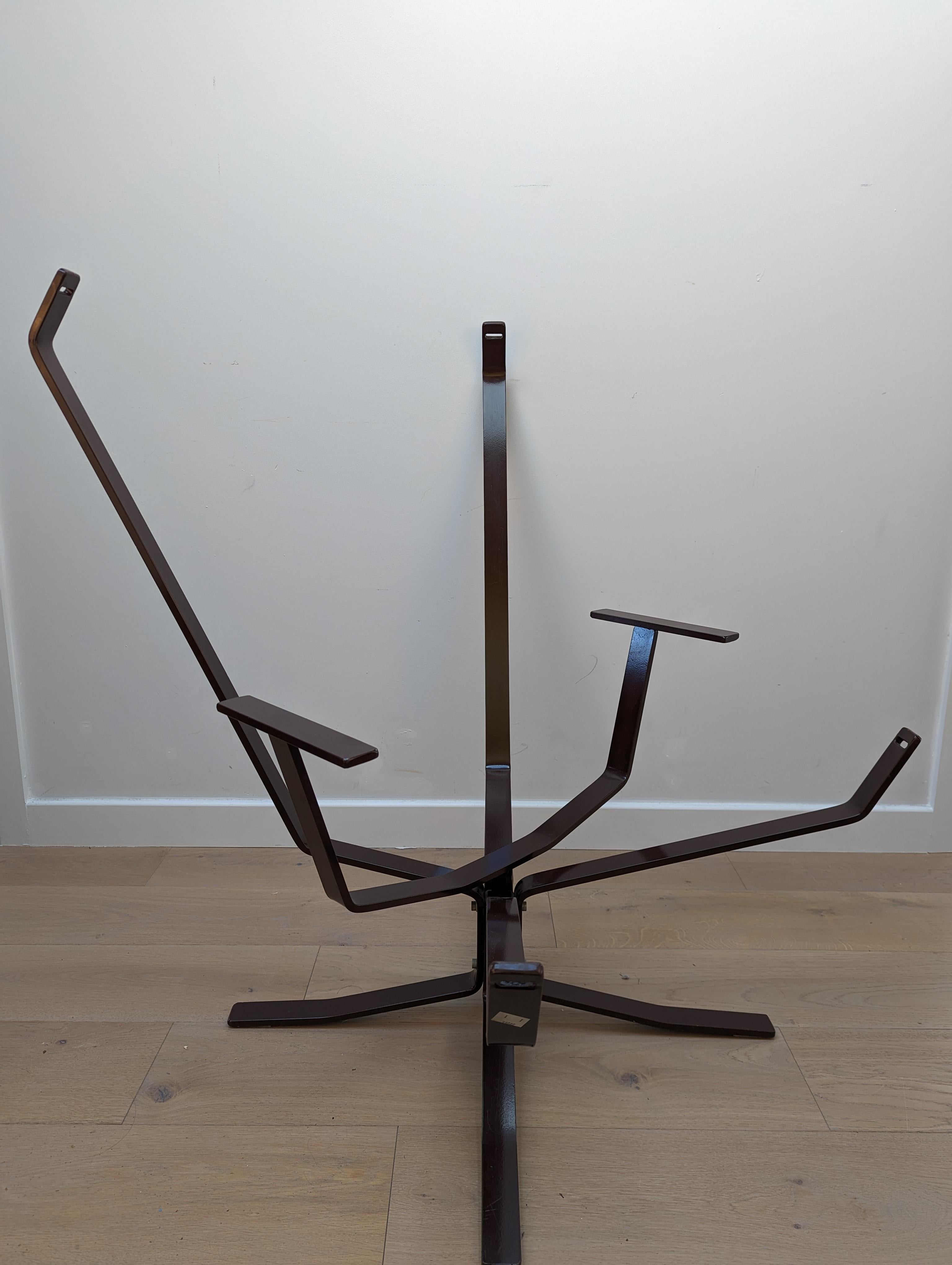 A mid-century Danish ''Superstar'' by Sigurd Ressell for Trygg Mobler For Sale 7